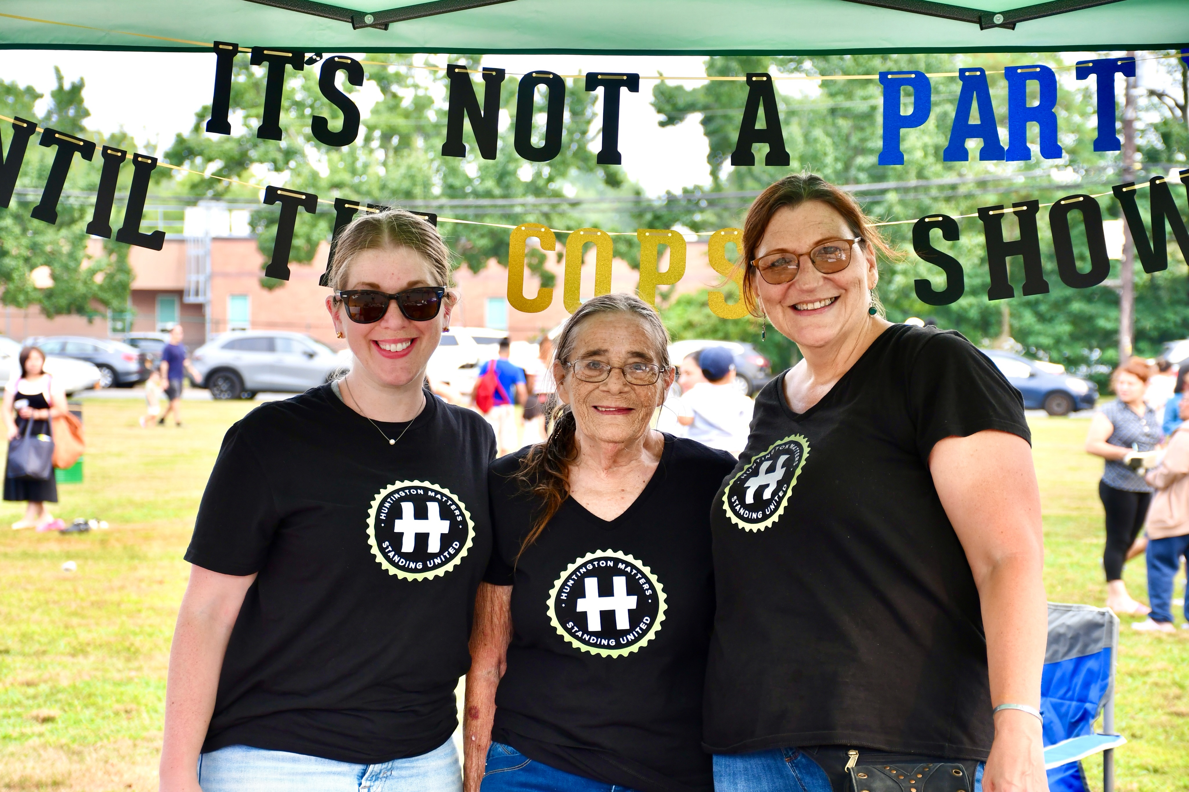 The Huntington Station BID is proud to spotlight Huntington Matters, a trusted local news and community platform serving residents across the Town of Huntington.
Through timely community updates, local news coverage, event spotlights, and business features, Huntington Matters helps keep residents informed and connected to what’s happening throughout our neighborhoods. Their dedication to sharing stories that matter continues to make a positive impact across the community.
We appreciate all that Huntington Matters does to support local awareness, highlight small businesses, and strengthen community engagement throughout Huntington.