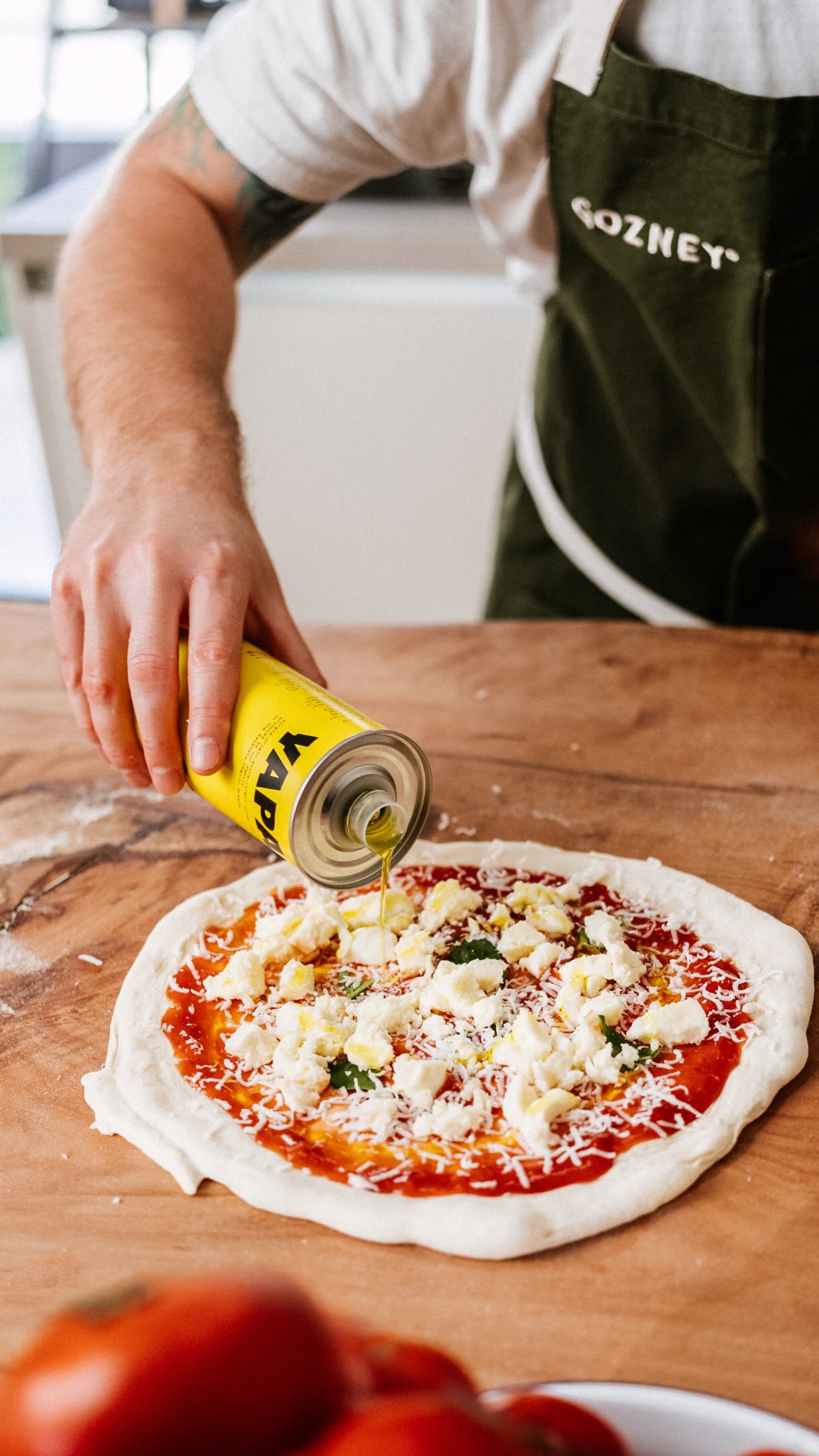 made slow enjoyed fast 😁
30hrs fermented sourdough pizza using @molinipizzuti flour baked at 450°C. #pizza