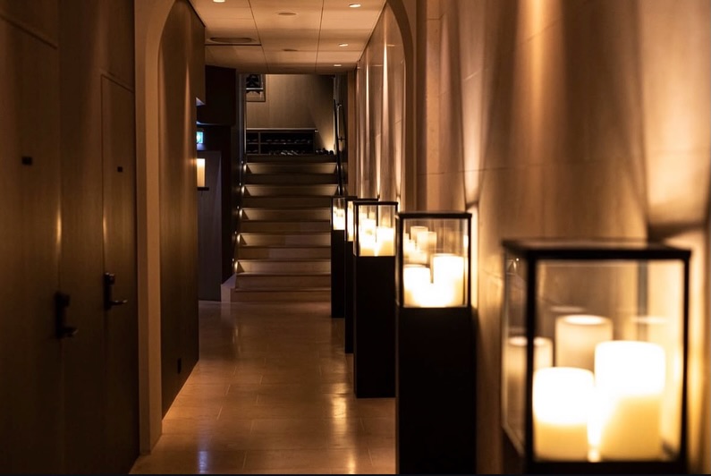 Morsdag erbjudande på The Lamp SPA den 31 maj
Mother`s day!
Entré till relaxavdelning & gym
Spa-kit-bricka med produkter från BABOR
Tillgång till te, vatten, frukt & nötter
Lån av badrock, peshtemal, tofflor & handduk
4-rätters Morsdag Brunch i The Lamp Restaurant
Välj paketerbjudande
08.00-11.30 följt av brunch
11.30-16.00 start med brunch
1595 kr/person