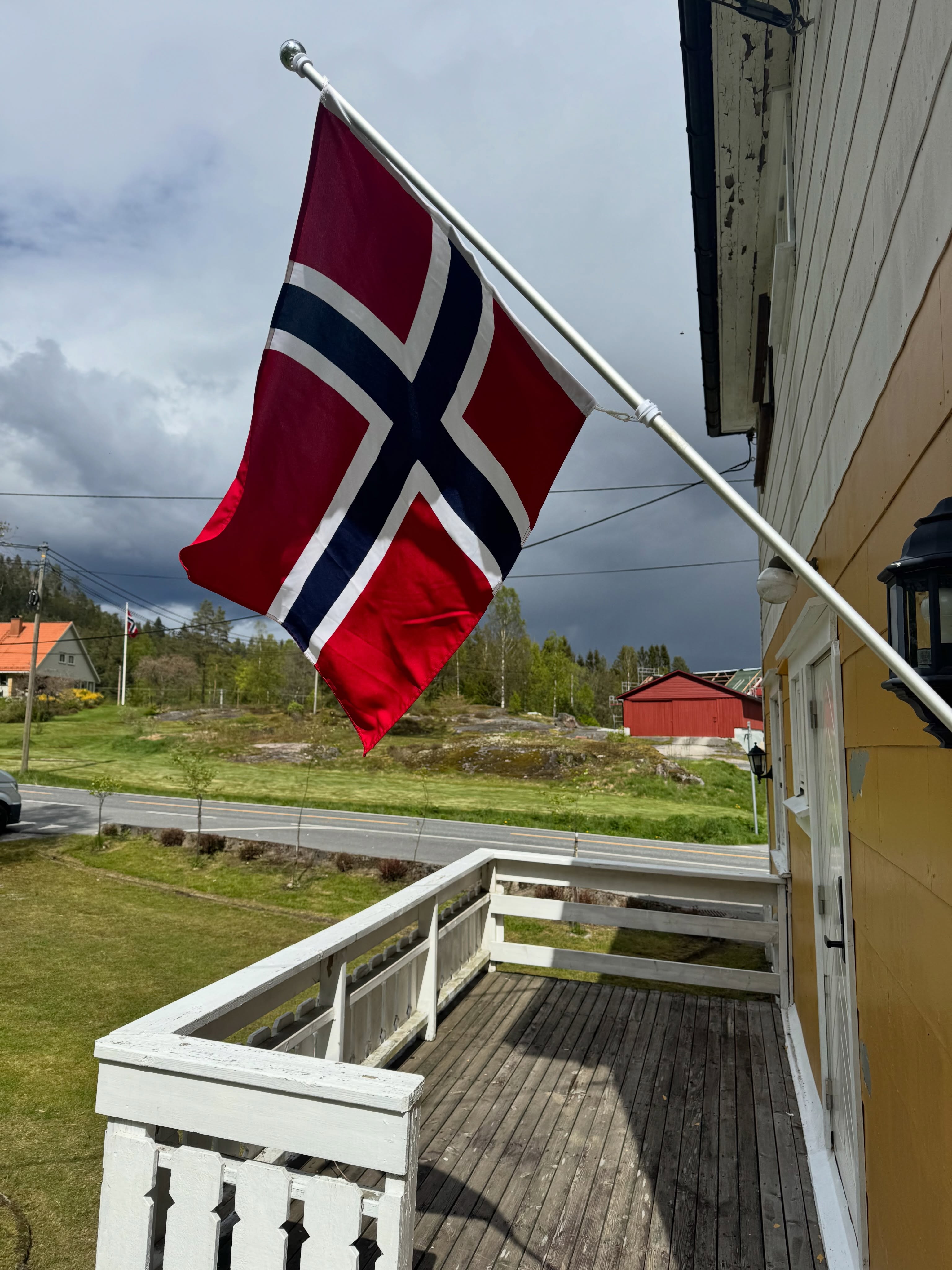🇳🇴 17. Mai-kampanje 🇳🇴 Bestill i dag - og få hele kjøpsbeløpet tilbake 🎉. Har du ordrenummer #12000? Da refunderer vi hele kjøpesummen din 💸 🎈Gjelder alle bestillinger på Flaggbutikk.no 🎈Kun én heldig vinner 🎈Perfekt timing til 17. mai-feiring! Lykke til og gratulerer på forskudd 🇳🇴 #norge #17maiervisågladi #17mai #flagg