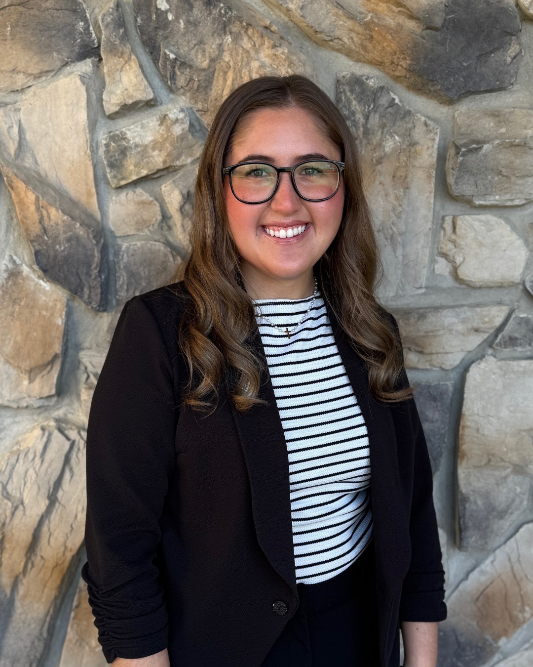 Every print job has a story, and it starts with the people behind it. Meet, Ava!
Ava has been part of the Omega team since September 2022, starting as a Marketing Intern and quickly growing into her full-time role as a Marketing Associate. She’s the one behind the scenes bringing our work to life, capturing content, showcasing our capabilities, building connections, and making sure our story reaches the right audience.
Her favorite part of the job is the creative side, editing, filming, and highlighting the cool things we get to produce for businesses and brands. When clients share their finished results and love what we created, she gets to share that story right back out into the world.
No two days are the same, and she’s always learning something new along the way. There’s always something to film, a trend to explore, or a new idea in motion. If you’ve been asked to jump in a photo or video, chances are Ava’s the reason why.
Her favorite machine in the shop is the POLAR Cutter. Not just because when she films it, she gets to hang out with Roy, but because it is an impressive and powerful machine that slices through paper effortlessly. It was also the first machine featured in a video that went viral on Omega’s TikTok account!
And yes, I, Ava, wrote this post myself.
#YourOmega #SocialMedia #MarketingGirly #WomenInSpam #WorkingInMarketing