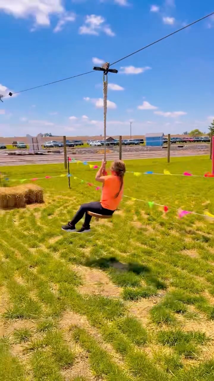 Swing by & make some ๐ fun memories this weekend at the farm!
โฐ 9AM - 4PM I Saturday & Sunday
๐ 16727 Airport Rd, Clinton