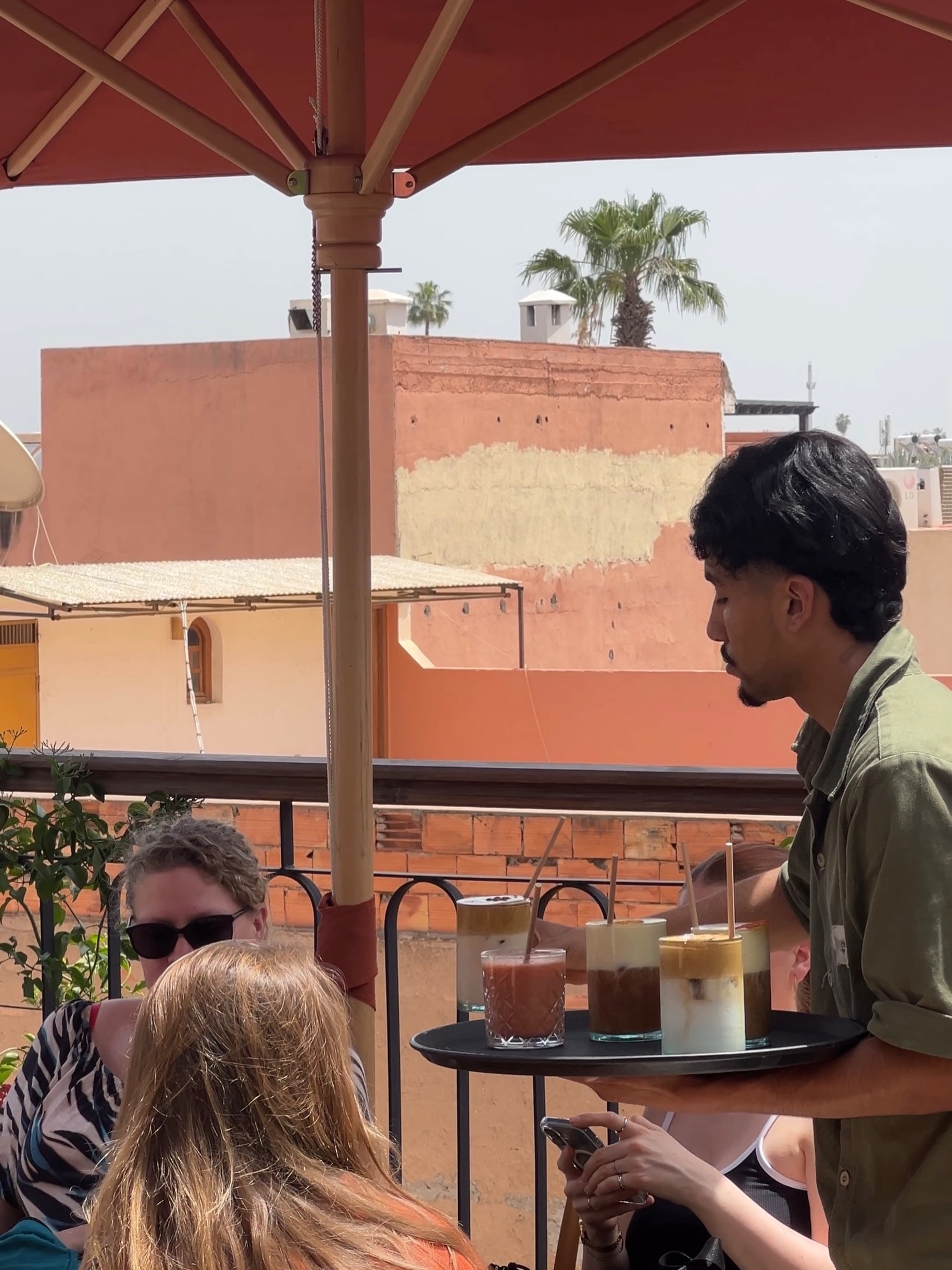 Serve by our team with the beautiful view ✨
•𝗗𝗮𝗶𝗹𝘆 𝟵 𝗮𝗺-𝟭𝟭𝗽𝗺
•𝗛𝗲𝗮𝗹𝘁𝗵𝘆
•𝗩𝗲𝗴𝗮𝗻 𝗙𝗿𝗶𝗲𝗻𝗱𝗹𝘆
•𝗠𝗮𝗿𝗿𝗮𝗸𝗲𝘀𝗵-𝗘𝘀𝘀𝗮𝗼𝘂𝗶𝗿𝗮
ꜰᴏᴏᴅ ᴀᴘᴘʀᴇᴄɪᴀᴛɪᴏɴ ꜱᴏᴄɪᴇᴛʏ