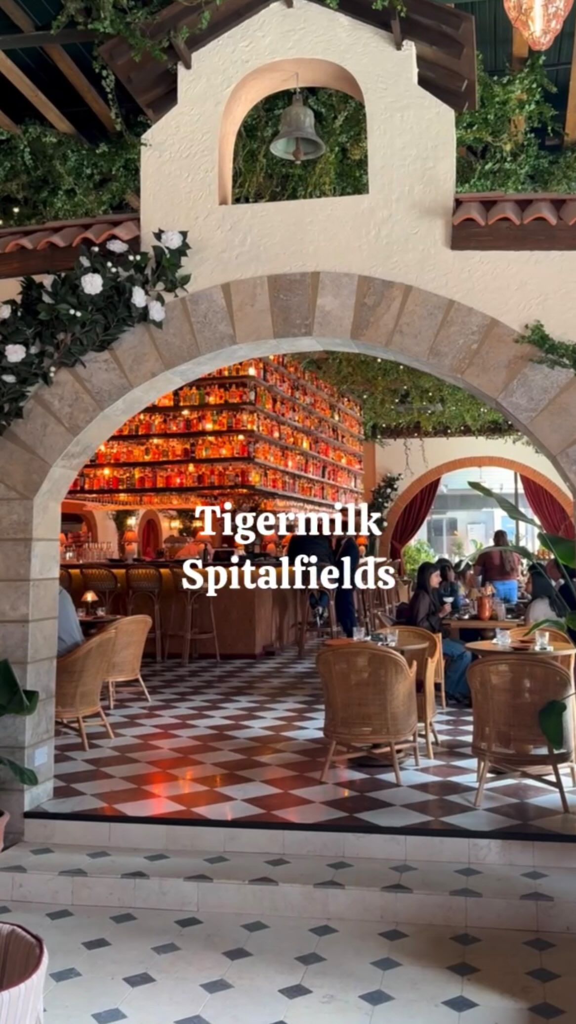 New kid on the block @tigermilkuk in Spitalfields is creating quite the stir!
The decor, the food, we are in love! @spitalfieldse1
#spitalfields #eastlondon #londonfoodblogger #foodblogger #londonfoodie