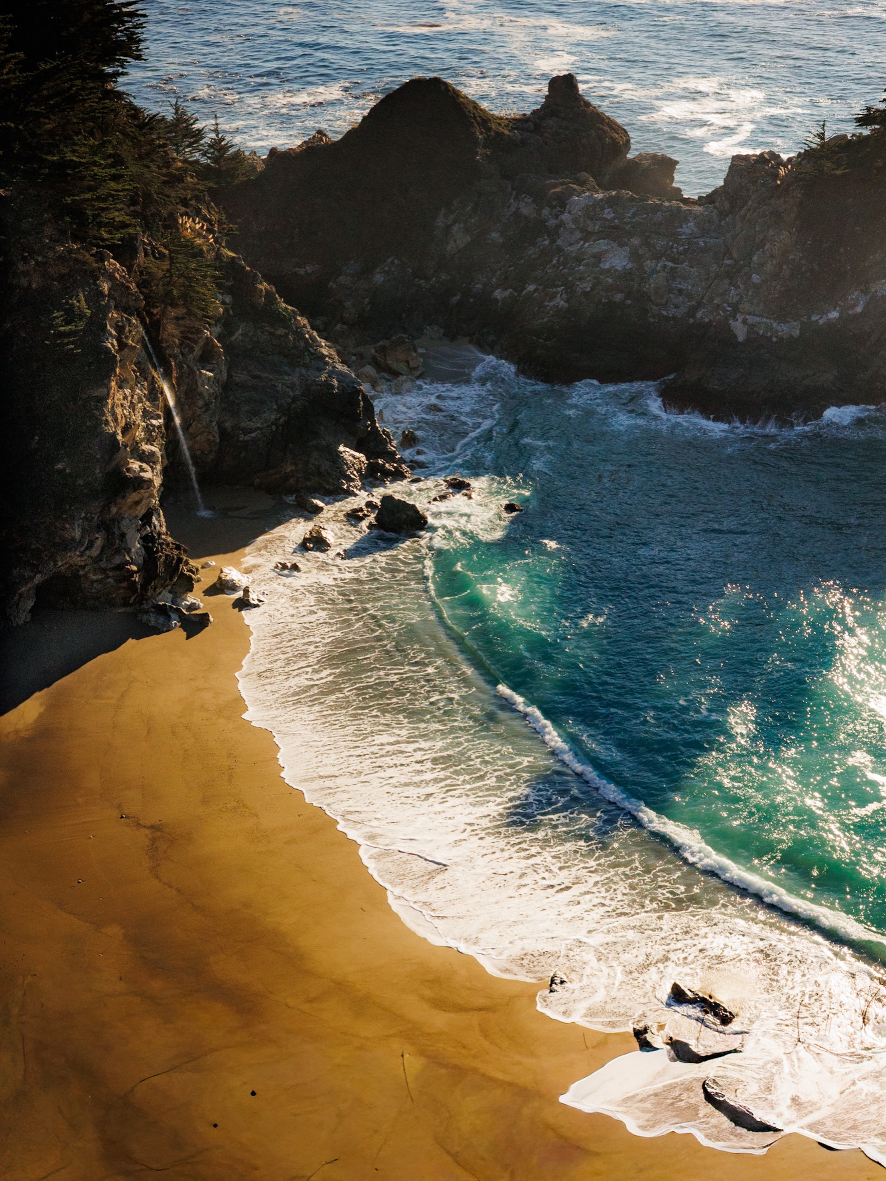 Big Sur trip in 2025. Finally got this shot for myself 😉 #california