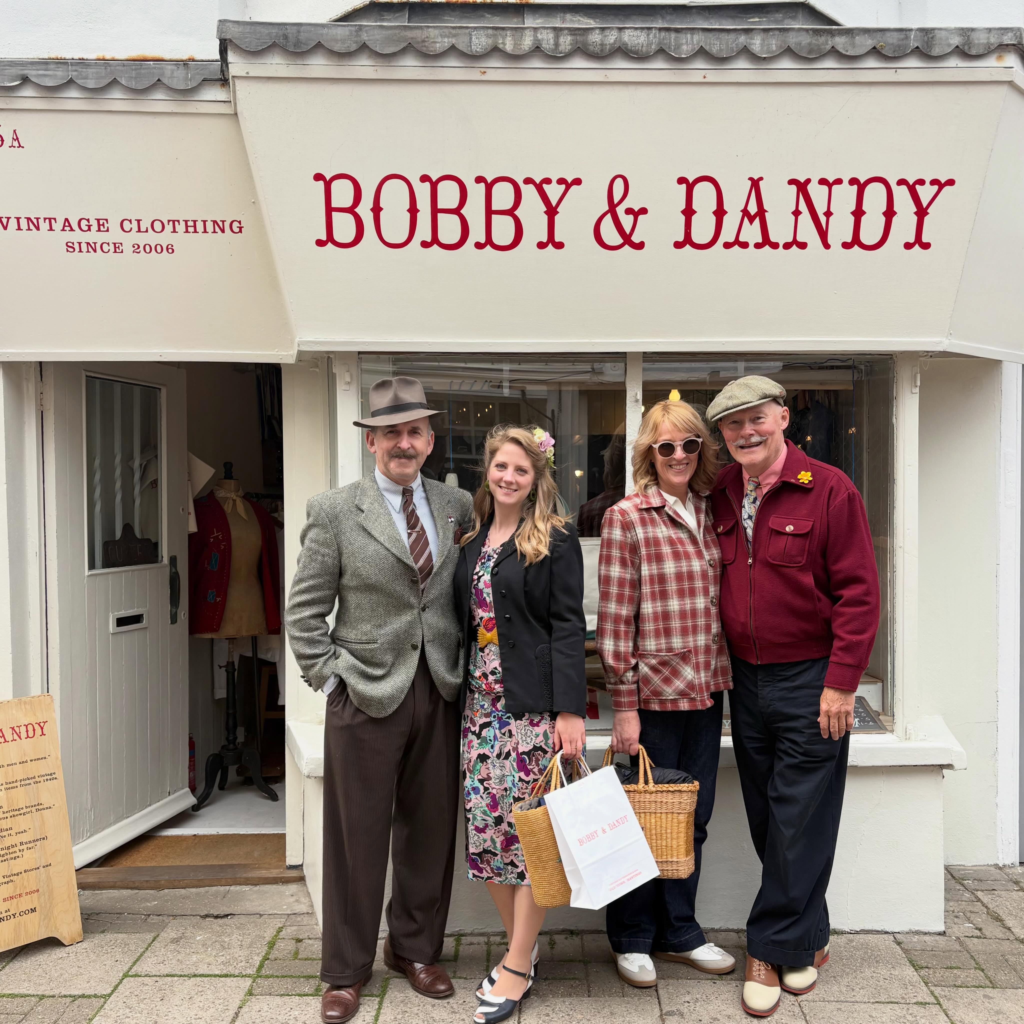 We supply the racks, but our visitors supply the soul!
@sean.kelly.vintage @jpb_mua & friends visiting Hastings from Staffordshire last weekend.
#vintagestyle #vintageclothing #1940sstyle #40sstyle #fortiesfashion