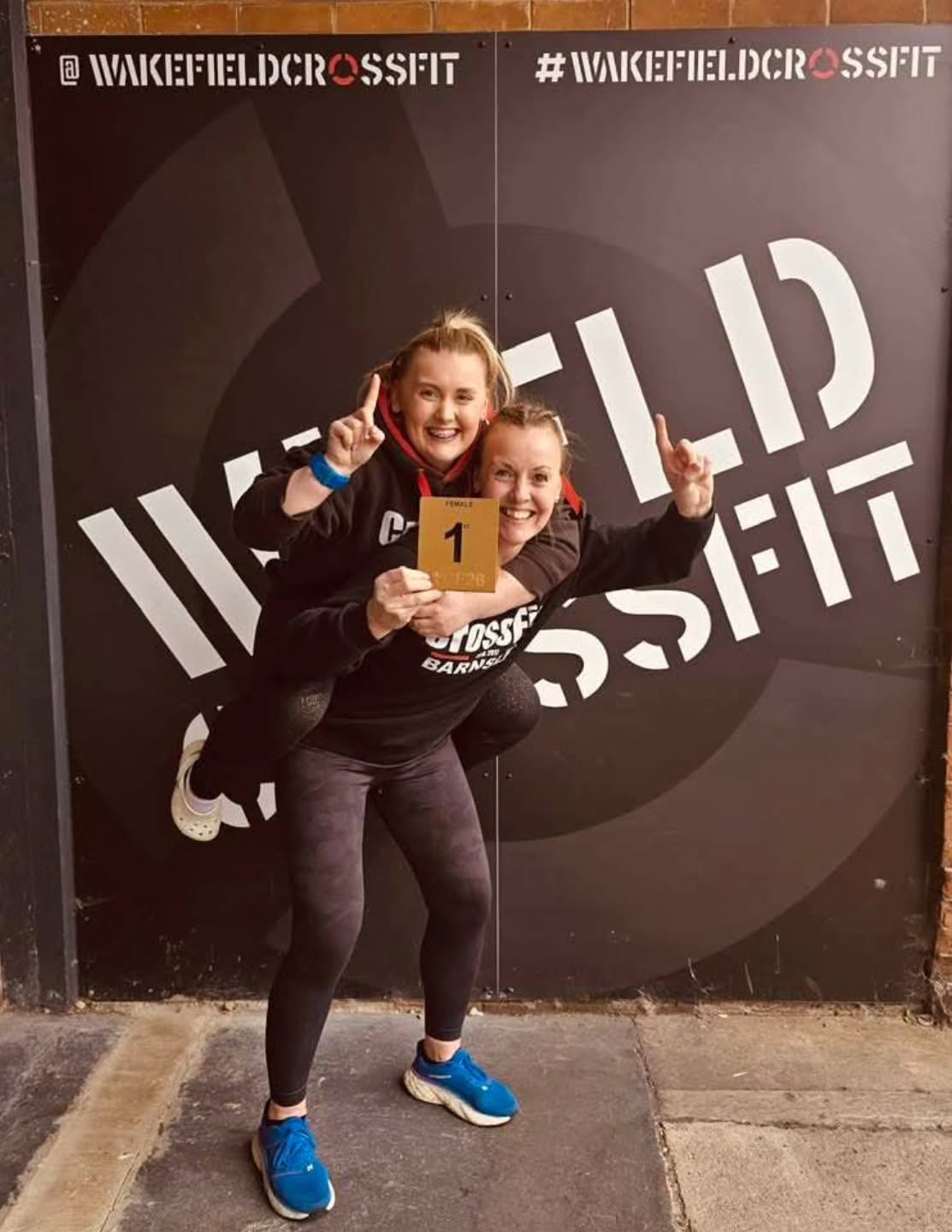 Member shout out β¨οΈ
It's been a busy week for the CFB crew πͺ
Huge well done to @xxmilliepowell_2007 and Karen on combining forces and taking on their first scaled comp together.
Not only that but this mother daughter combo only went and won the chuffing thing π
Shout out to @beadmanjon for sending it in the lads scaled pairs π
These lot deformed have the comp bug πββοΈ
#membershoutout #compday #pairs #podium