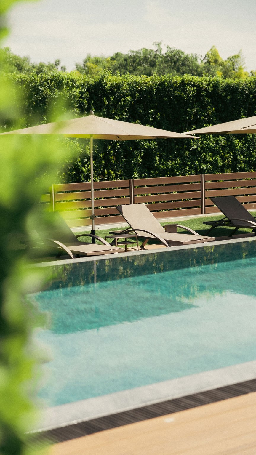 At Cordigero, the experience begins at sunrise and flows seamlessy onto the water. Make your stay unforgettable with our private boat tour and discover Lake Garda in its most authentic form ✨