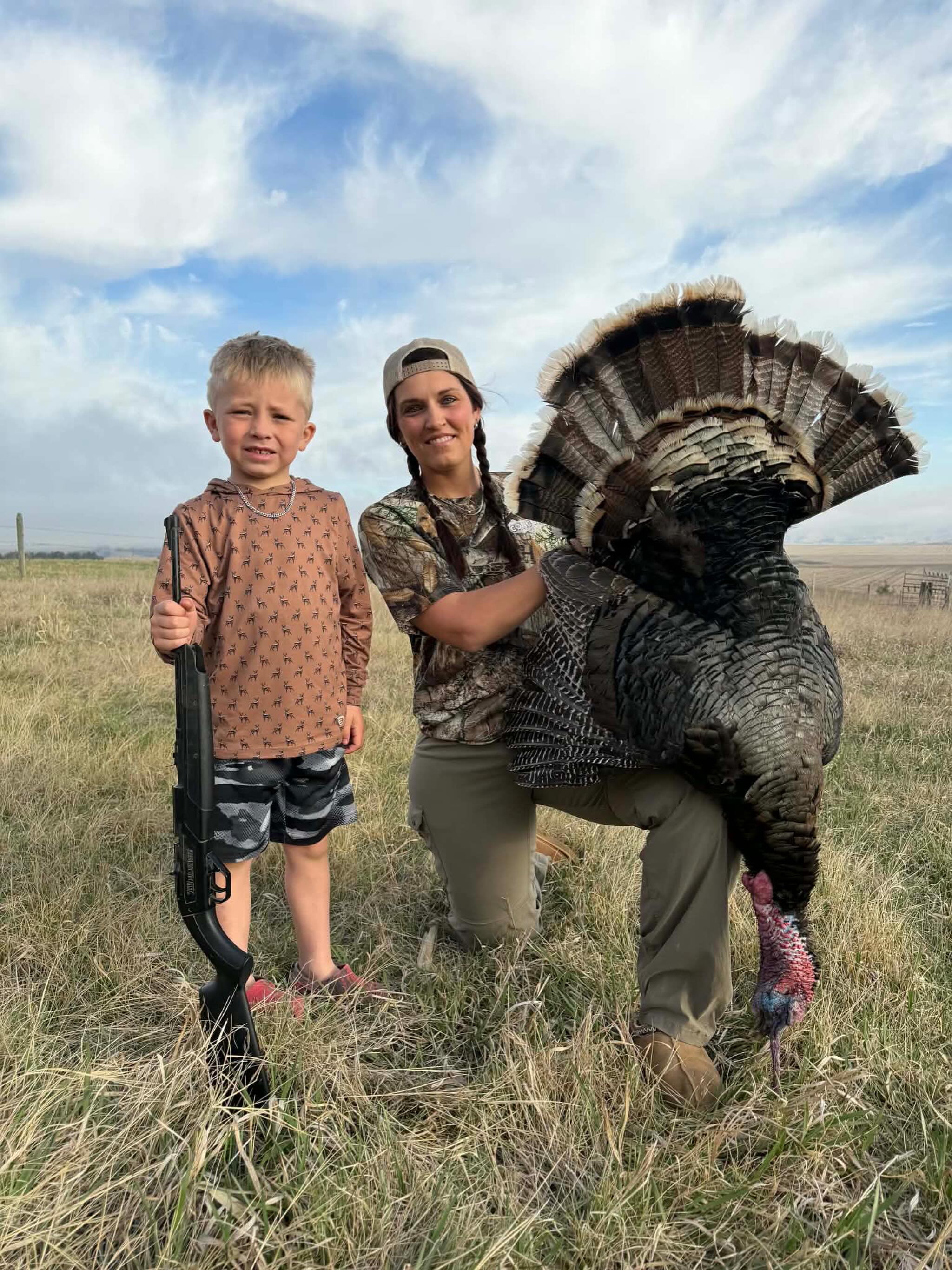 Turkey showcase from @shaunac_outdoorsy
Bio- My first time hunting a merriam turkey. We took the whole family out to South Dakota and ended up having to do a spot in stalk. What a blast!
#turkey #showcase #women #womenofthewild