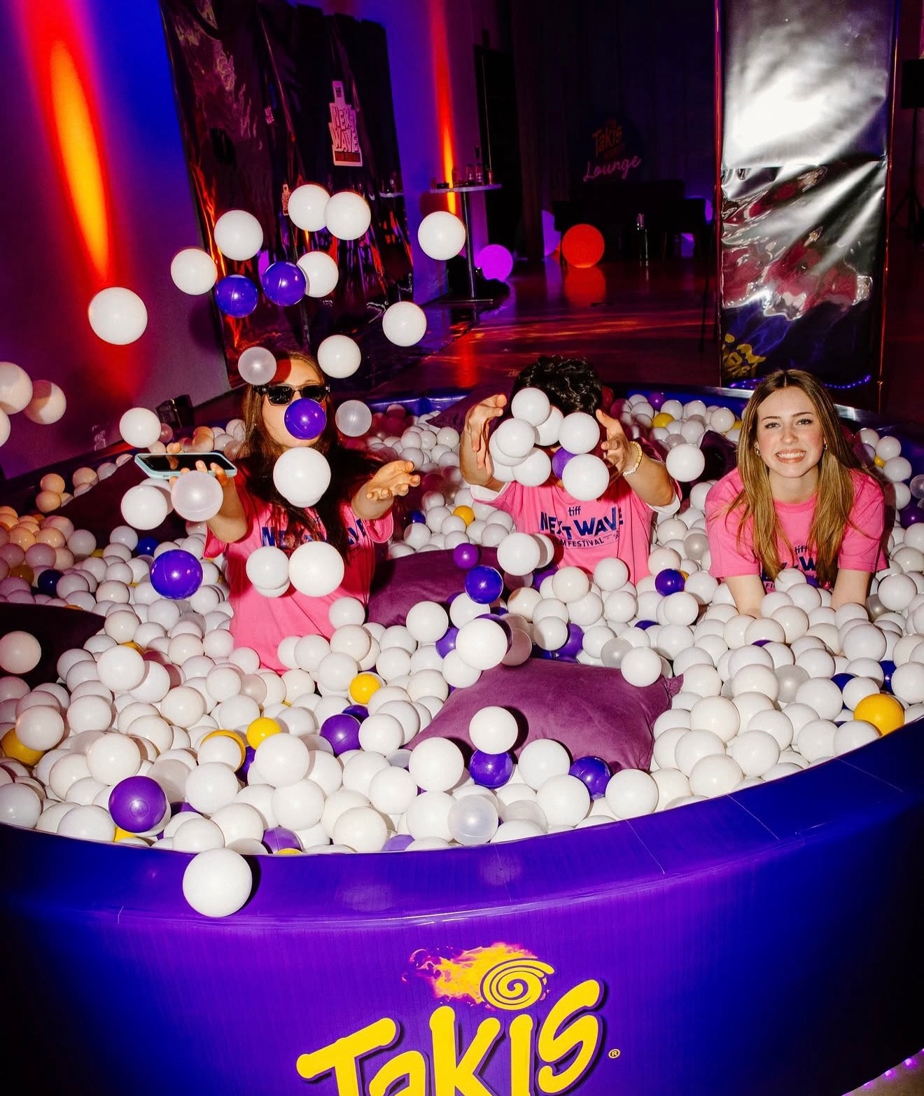 This is the reaction we live for 🙌😎💜
When the setup hits right, people don’t just take photos — they jump in, throw balls, and forget there’s a camera. That’s the goal every time. 🫶🏼
TIFF Next Wave Film Festival x Takis — fully customized ball pit, their colours, their brand, their energy.
📩 info@emgoplay.ca to bring something like this to your next event.
#ballpit #corporateevents #brandactivation #torontoevents #emgoplay
