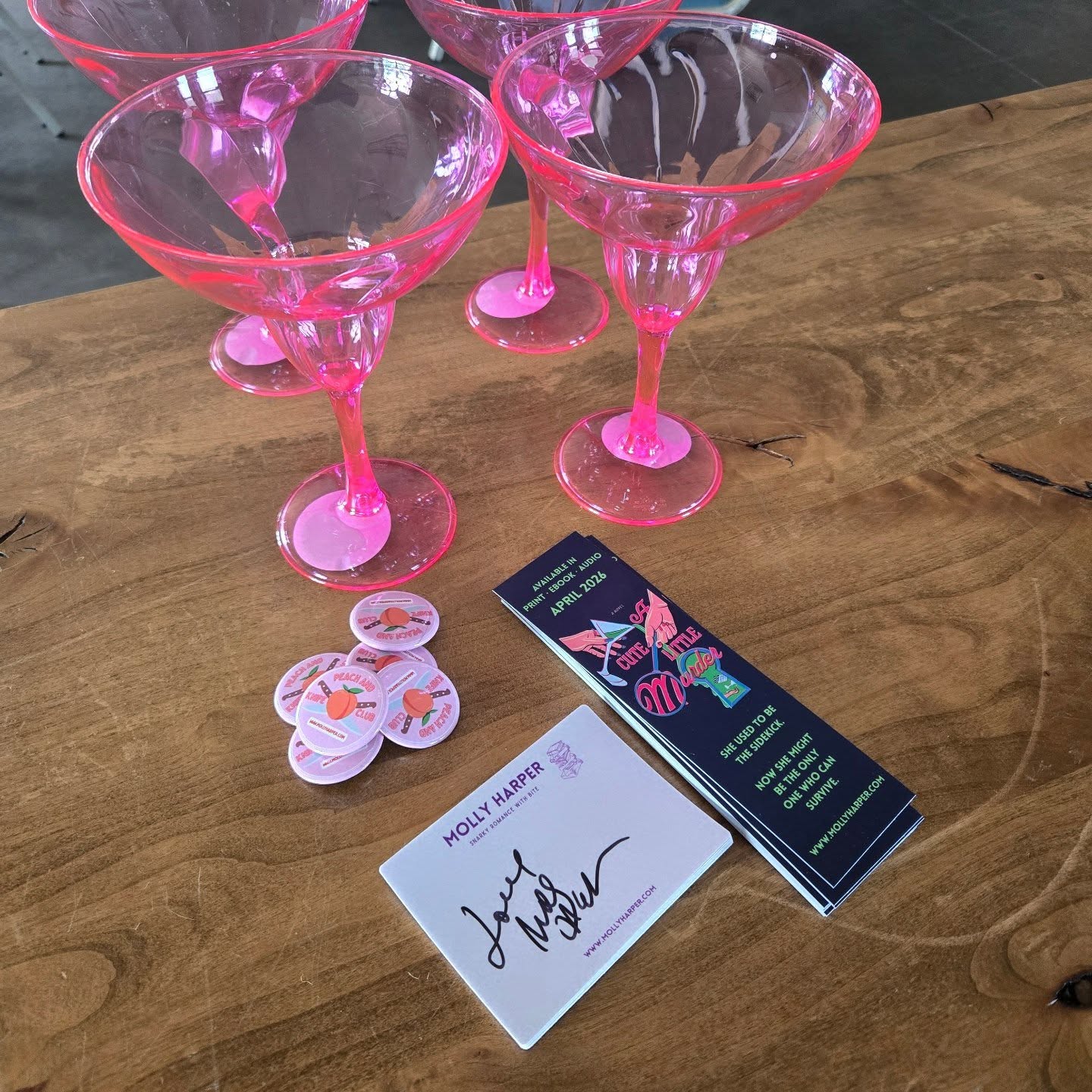 Remember when we got ghosted for an author event and authors from all over messaged us to prove "not all authors"? (Like, we already knew that, but it was great to be able to host and support them all!)
The final event from that pour out was our cocktail chat with @mollyharperauth to celebrate A CUTE LITTLE MURDER. There were coordinated glasses (which I was super proud to have found), fun garnishes, and glitter! Thank you to Molly for being our one and only Tulip Time event, and to our readers for playing along! 🩷💚💙💜