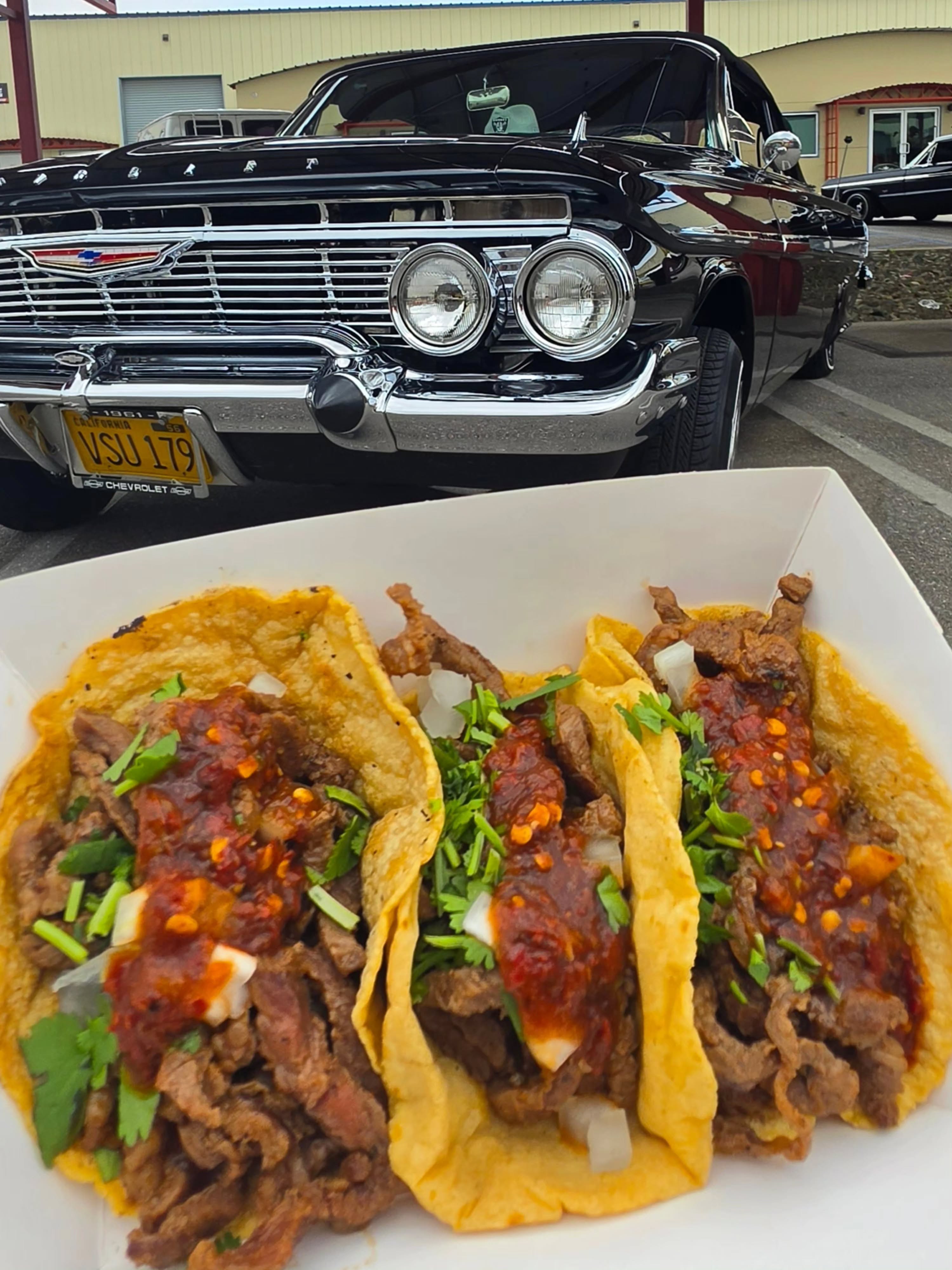 Low riders and tacos 😎