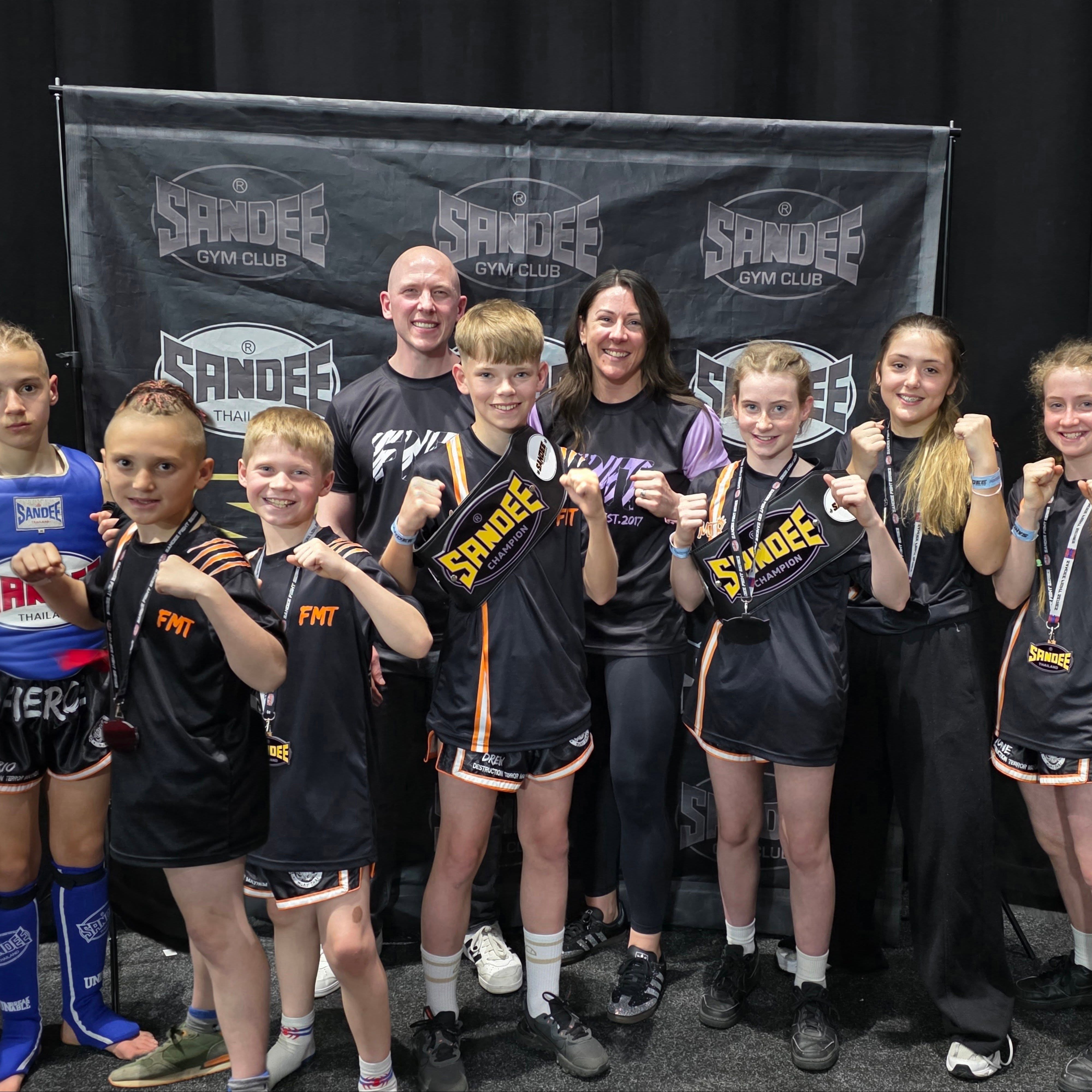 Sandee Intercontinental Open with the @fmtjuniors yesterday. A long day with many highs and lows, but we make the nearly 500 miles round-trip to test ourselves amongst the best in the country, and whether we come out on top, put in our best performance, or take a lesson from the day, it's always worth it💪🏼
Thank you for the monster organisation @petesandeeshows and team🙏🏻
3 new belts to adorn the gym walls and two weeks until we go again with the 4 boys @siam_open_championship
Huge thanks to our sponsors @muaythairoyalty for their awesome kit, @highscorearcades & @event_squared who covered their entrance fees 🙏🏻🙏🏻
#muaythai #muaythaikids #muaythaiuk #muaythaifighter #FierceFamily