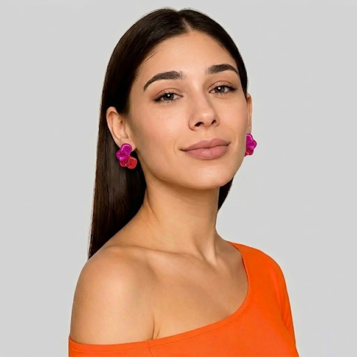 🌸 Mirella fukszia-piros színben 🌸
https://www.moonojewelry.com/org/mirella
Próbáld fel személyesen a @prizmadesignerstore -ban.
#moonojewelry #moonoékszer #viseljszínt #színesékszer