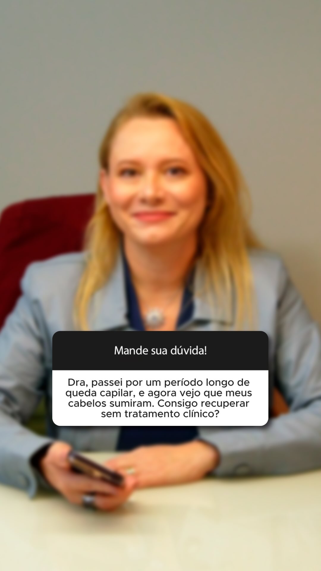 Muitas pessoas me perguntam se a queda capilar pode melhorar sozinha com o tempo.
E a resposta é: em alguns casos, pode haver uma melhora na queda dos fios, principalmente quando ela está relacionada a fatores do dia a dia, como estresse, má alimentação, alterações hormonais ou períodos de maior desgaste físico e emocional.
Mas quando falamos em recuperar densidade capilar, volume e crescimento saudável, o caminho mais seguro é entender a causa real da queda de cabelo.
Cada paciente tem uma história, uma rotina e um couro cabeludo com necessidades diferentes. Por isso, o tratamento capilar precisa ser individualizado.
Se você percebe que seu cabelo está caindo mais, afinando ou perdendo volume, não espere o problema avançar.
Me mande uma mensagem e agende sua consulta. Vamos avaliar o seu caso com cuidado.