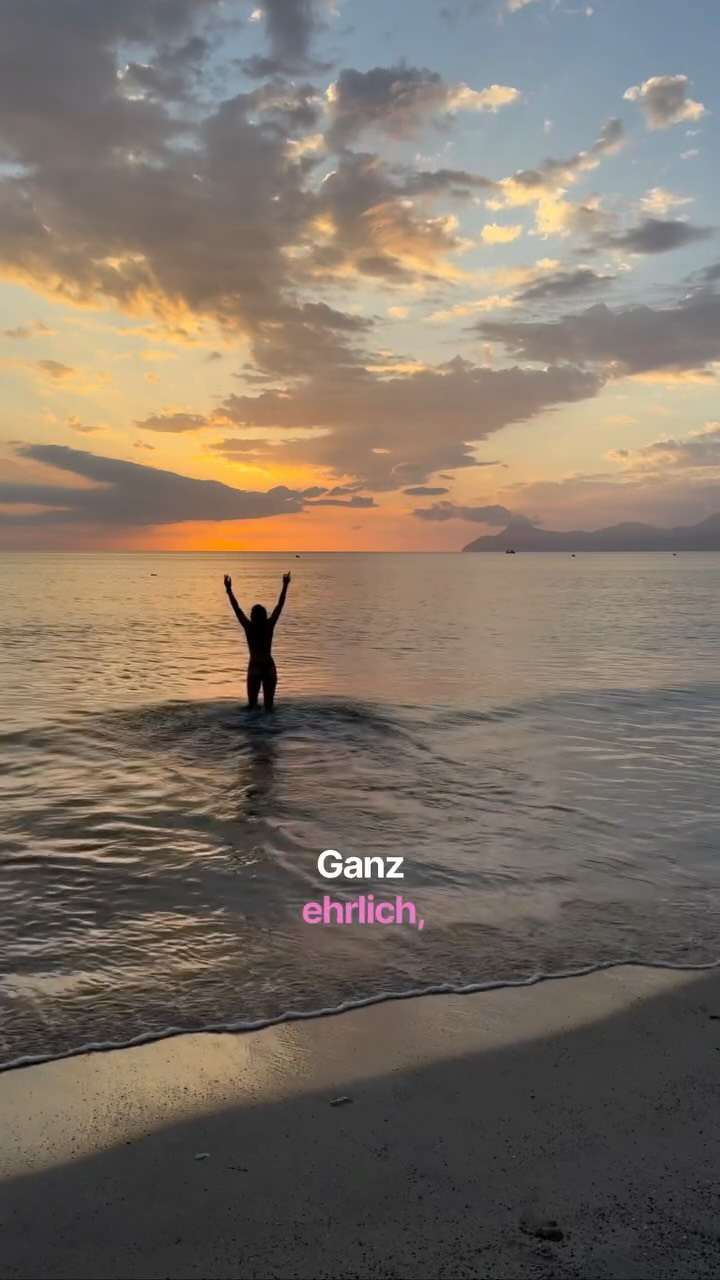 👉🏻 Folg mir gerne, wenn du wissen willst, was ich den ganzen Mai über hier auf Mallorca alles erlebe! 🚴♀️🏊♀️🏋️♀️☀️
Deine Daniela 💜
#danieladworzak #fitmit40 #wechseljahre #perimenopause #hormonbalance
