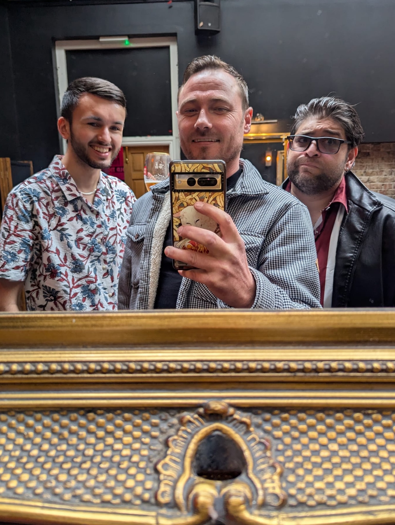 London you were amazing what a great turn out for a great cause. Big shout out to @dave_weston_music_ and @sirrichardsteele pub for putting on this great event.
Great seeing @samuelpreston from @theordinaryboysofficial again top lad 👊
#msfest #festival #charity