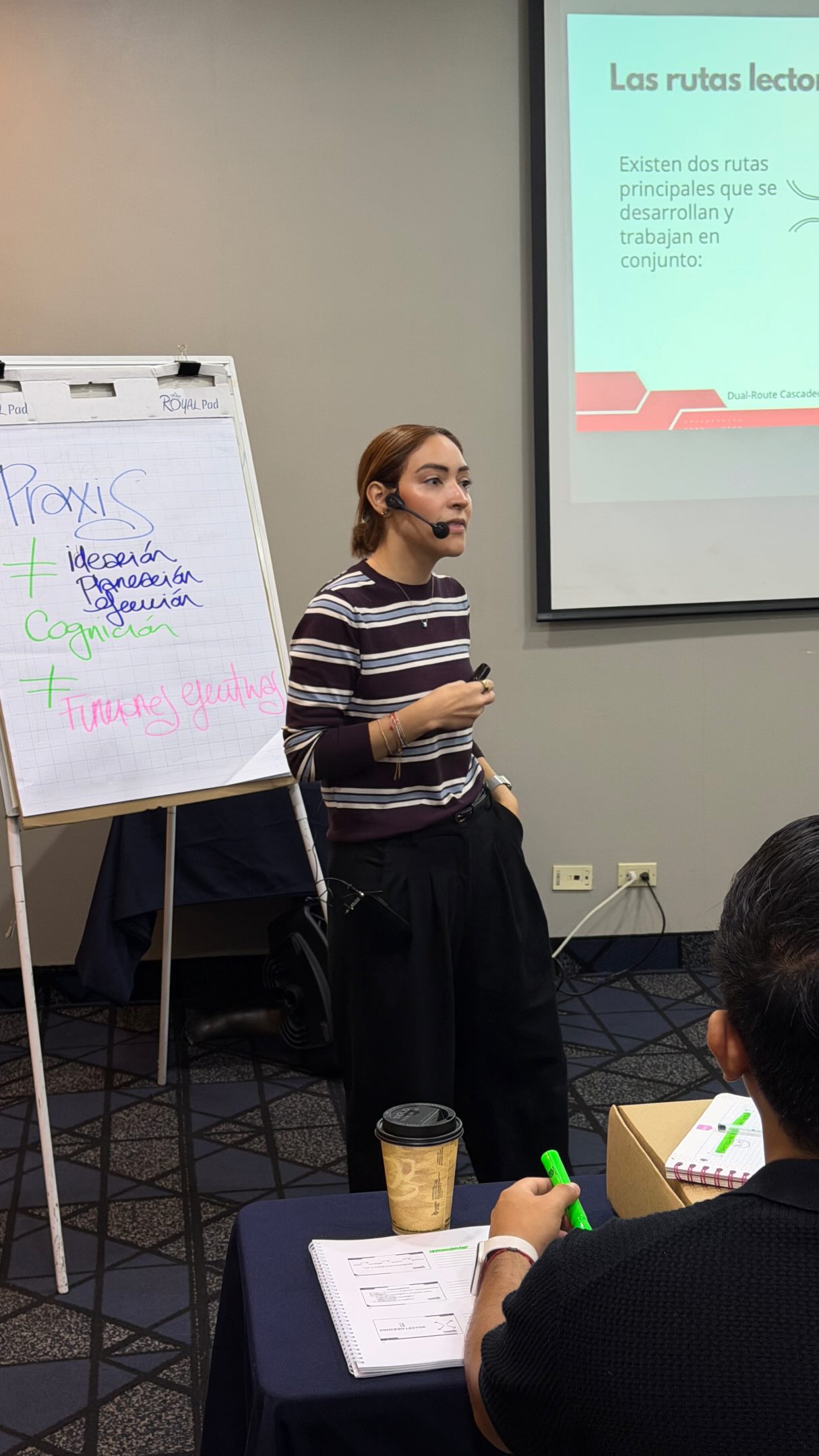 🎬 ¡Iniciamos el DÍA 2 de IPA PRO en Monterrey! 🚀🧠
Después de un primer día lleno de aprendizaje, análisis clínico y estrategias aplicables desde la práctica real… hoy seguimos elevando el nivel 🔥
Nos encanta ver a profesionales de diferentes ciudades y países reunidos con un mismo objetivo: transformar la intervención en niños neurodivergentes desde la evidencia y la experiencia clínica. ✨
Y ahora queremos preguntarles 👀👇
¿A qué ciudad les gustaría que lleváramos próximamente el entrenamiento IPA PRO? 🌎
Los leemos 👇✨
#IPAPRO #Fonolatin #Neurodesarrollo #ApraxiaDelHabla #fonoaudiologia
