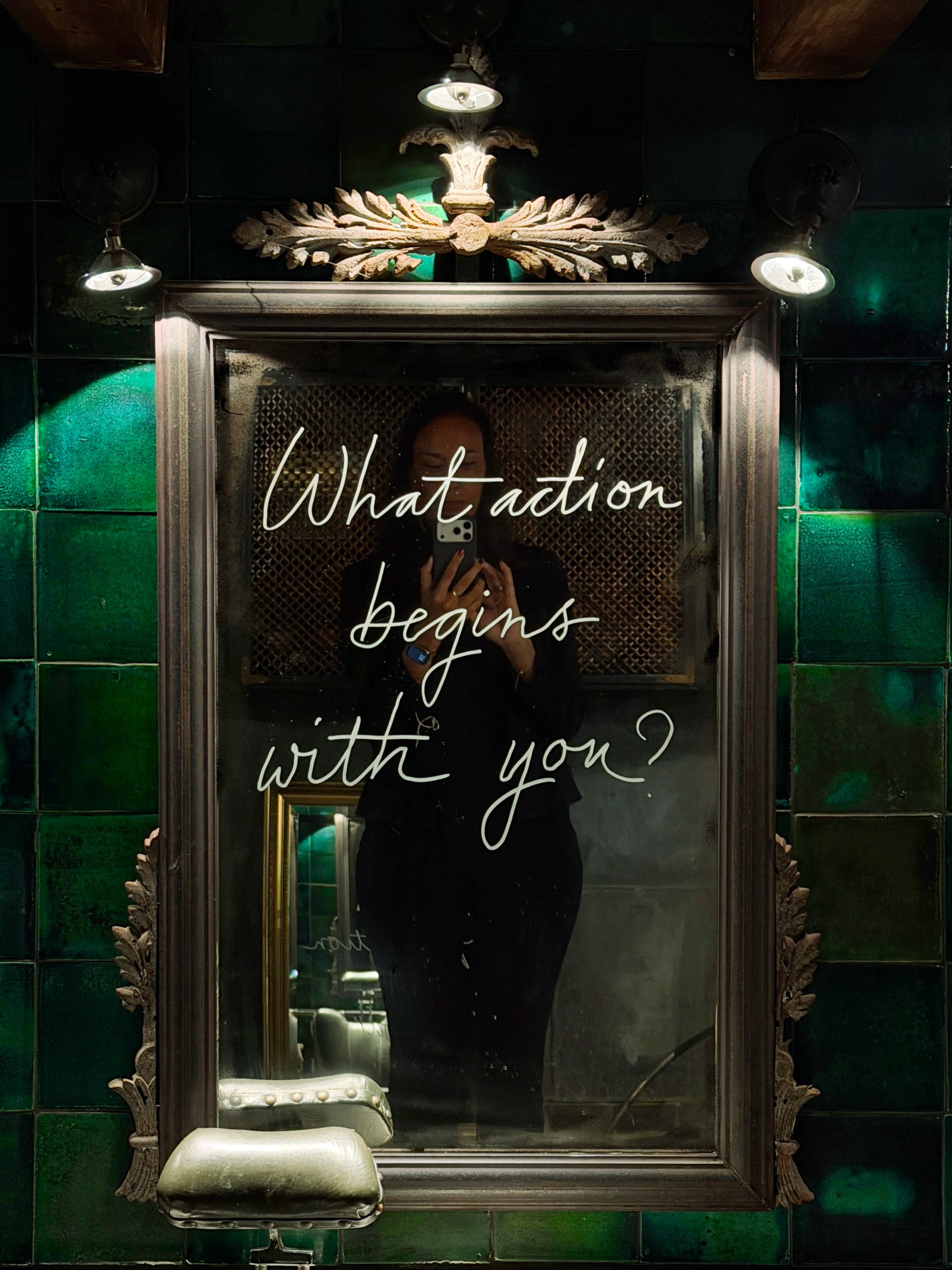“What action begins with you?” Mirror & namecard calligraphy for Adyen in their signature script.
Clients often ask: “Can you write in this script?”
Sometimes I get a full alphabet. Sometimes just one word. Then the puzzle begins.
I dissect the shapes, search for patterns, test connections, and slowly uncover the script’s internal logic. At first, every letter is a question.
Then something clicks.
The script settles into my mind, into my fingers, and it starts to flow. That’s the balance between analysis and intuition. Sometimes, it even leads somewhere stronger than the original
#kalligrafie #kalligraferen #handschrift #eventcalligrapher #nibtique