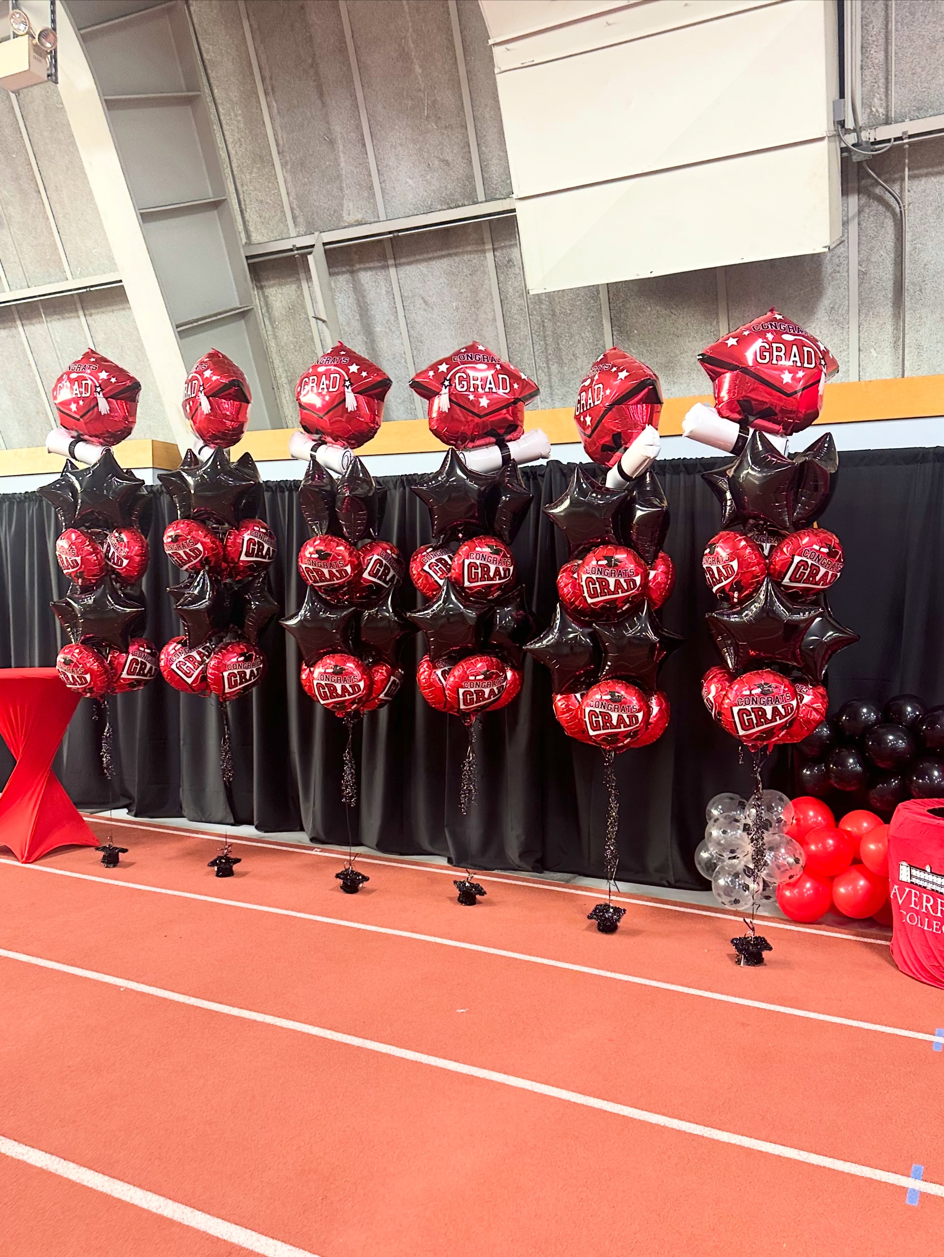 Helium bouquets are always a classic easy way to enhance your event. Whether it’s a graduation, corporate event or anything in between, you can never go wrong with helium! 🎓
We offer thousands of various balloon colors, shapes and styles to choose from; the possibilities are endless.
Order yours today! ➡️ www.momentsbymax.com 🎈
.
.
.
#heliumballoons #graduationbouquet #graduationballoons #phillyballoons #mainlinepa