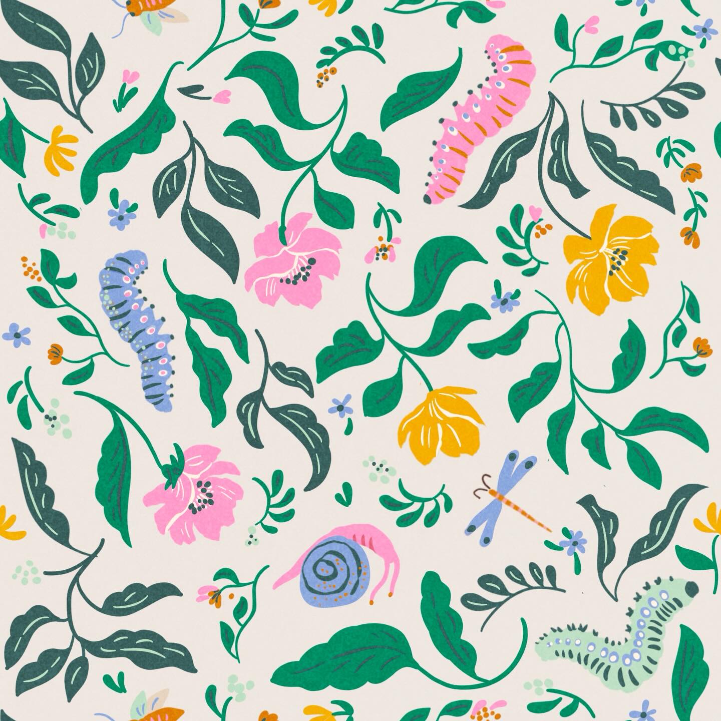 Gardening is in full swing!!
#theydrawandgarden #bouquet #gardenlove #patterndesign #floraldesign
repeat patterns - floral illustration - illustration - vintage - procreate - art licensing - wallpaper patterns - greeting cards - wildflowers - bird art - book illustration