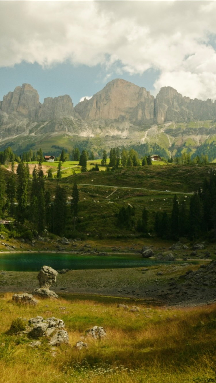 Moments in the Dolomites
•
•
•
•
#filmmaking #cinematic #dolomites