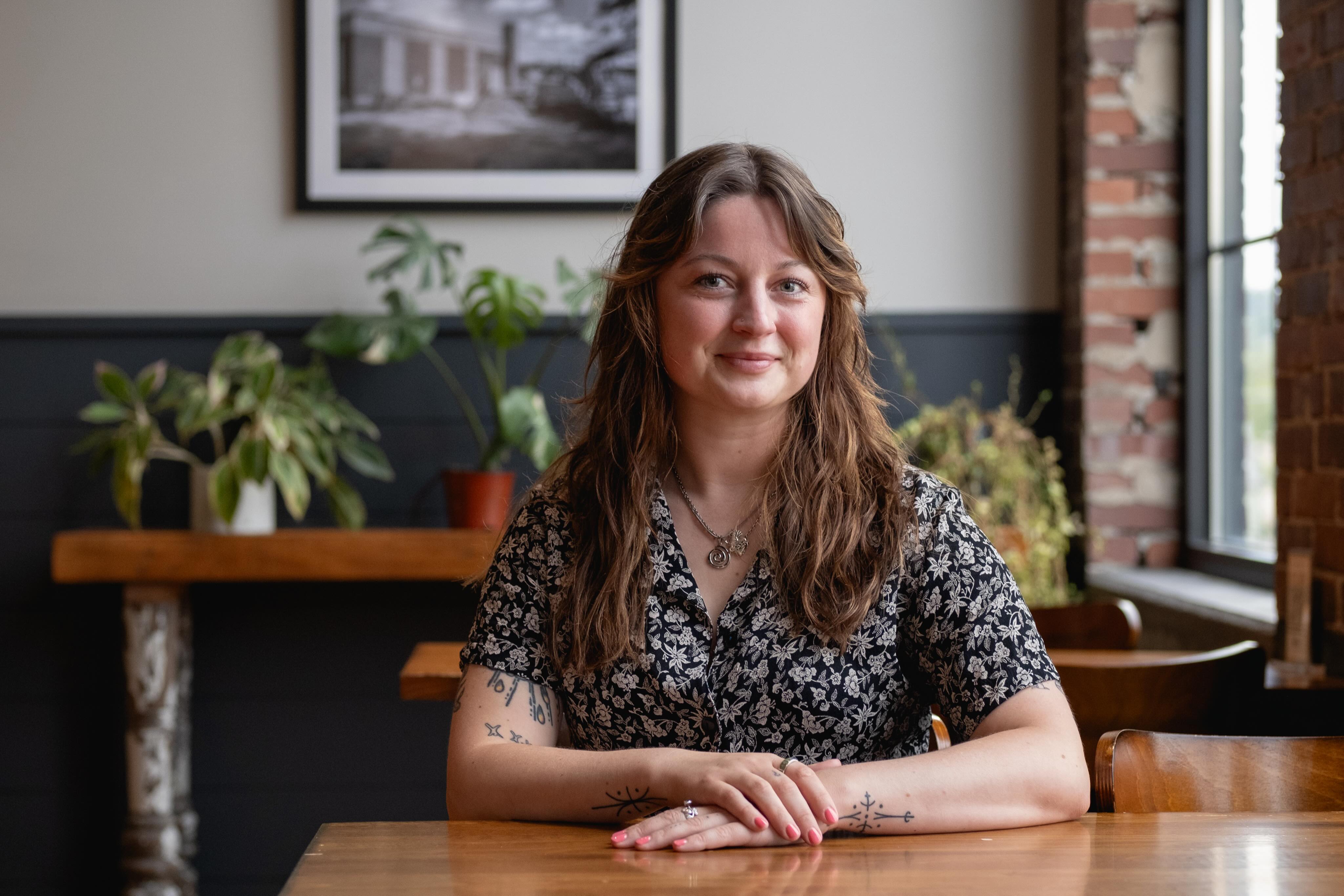 You may have noticed a new face behind the bar lately — meet Emma! We are SO excited to have her officially part of the Old Thunder family, and she’ll be working tonight, so come on in and give her a warm welcome! 🤗
And while you’re here, here’s what else is going down this evening:
DDH 2FK is on CASK — and it is absolutely everything. Get it while it lasts, because once it’s gone, it’s gone 😎
@redeye.bar.b.q will be rolling along Freeport ALL night long bringing that incredible BBQ we all know and love.
@drewscluestrivia kicks off at 7PM SHARP — grab your crew, grab a pint, and put those brains to work 🧠
Tonight has all the ingredients for a perfect evening. See you soon! 🙌