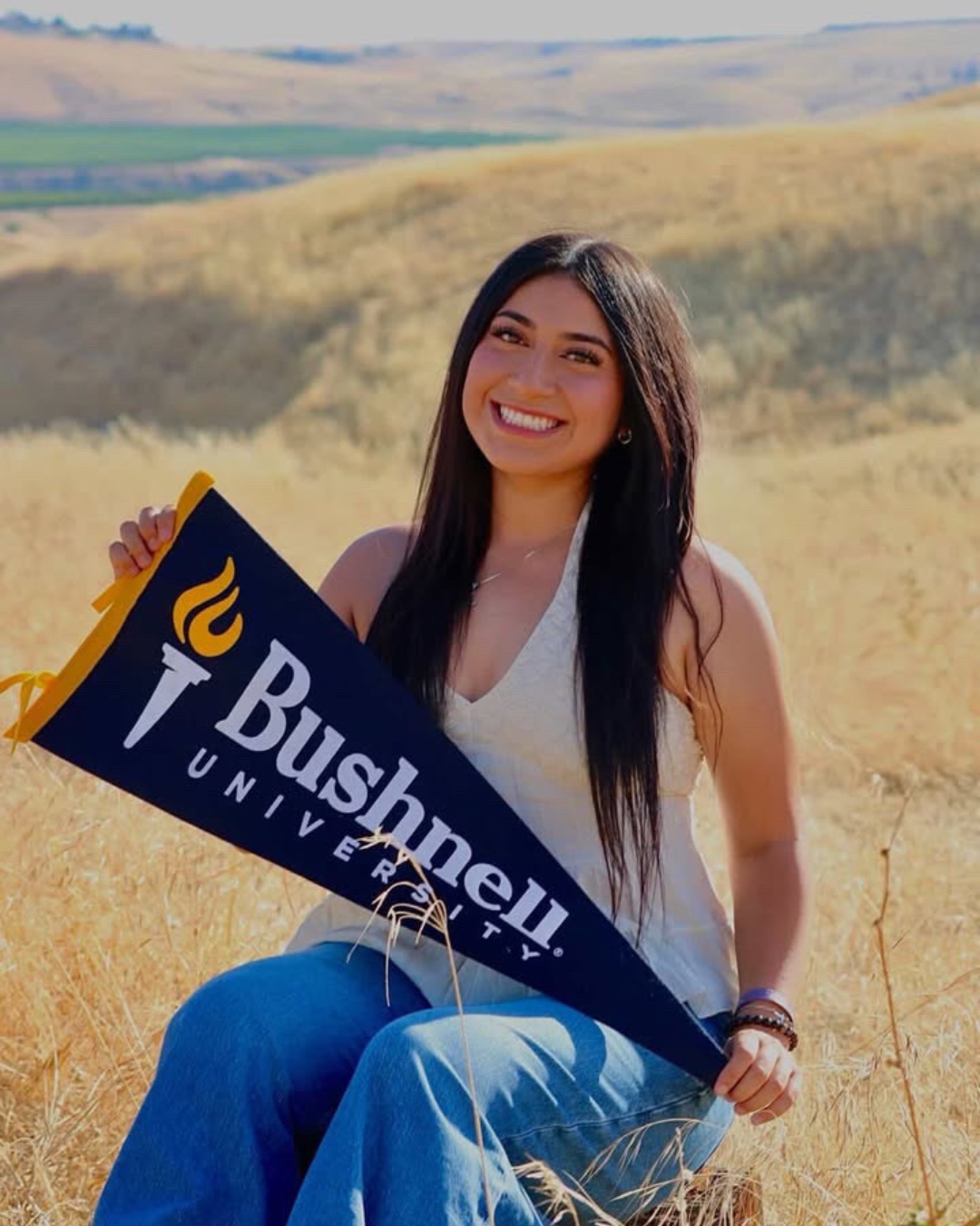 There are so many new students that we get to welcome in the fall! Here's just a few of our incoming Beacons! 💙💛
Future Beacons! Get to know a few of your fellow classmates through our @bushnelladmissions account, where we post new student intros and would love to feature even more. DM the @bushnelladmissions account with a few favorite photos of yourself and a quick bio with your name, hometown, intended major, and other fun facts about you!