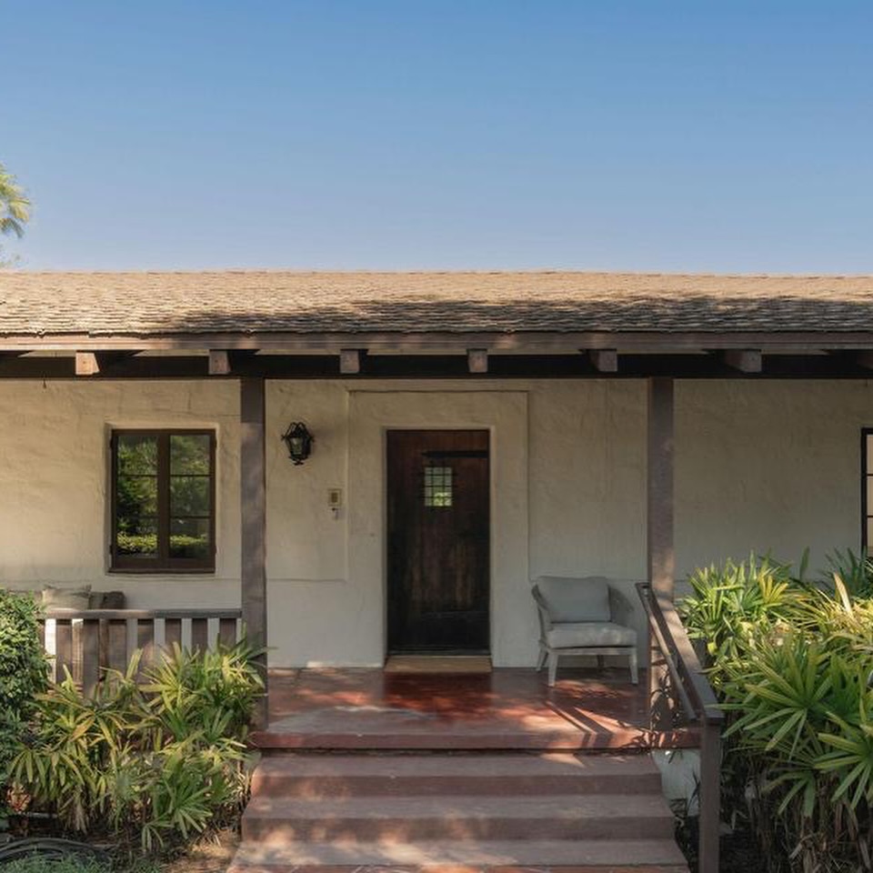 💃🏻Spanish Mission Style home in Santa Barbara. Down a quiet lane on an acre, with mature oaks dotted throughout the grounds, and charming Spanish details. This gorgeous home offers 5 bedrooms, 3 baths, and a guest house
💫 5 beds | 3 bath | Guest House
Offered at 💲2,995,000
🌴 Located in Santa Barbara, CA
Reach out to schedule a private showing :
• (805) 455-9066
• Josh@JoshRamirez.com
Looking to purchase or sell? DM me so we can connect!
Listed by: Ali Evans, Berkshire Hathaway HomeServices