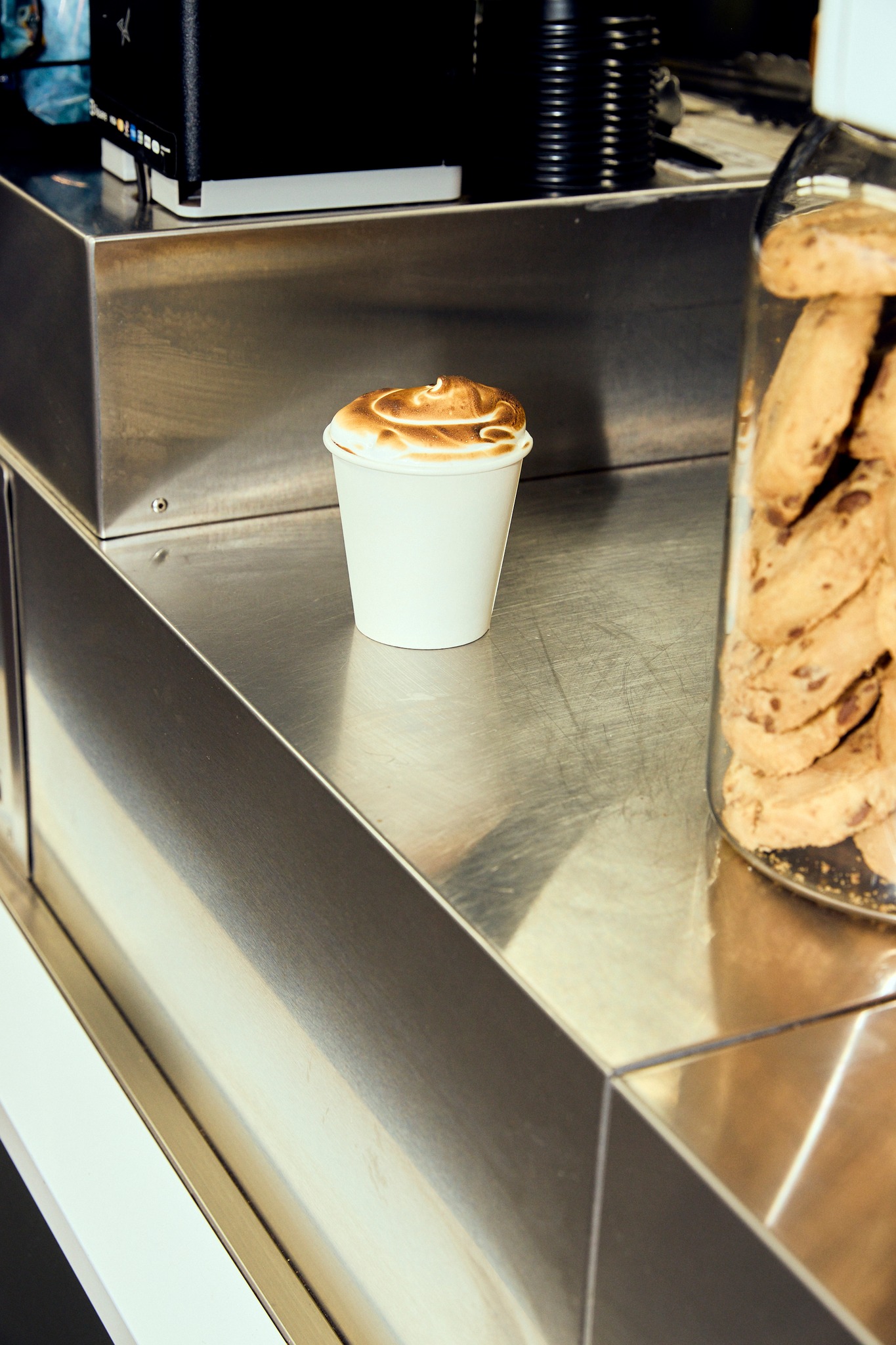 Cold night. Warm hands. Something torched and golden is waiting for you at Tumbalong Park.
Introducing the Coco Cloud — thick Gianduia hot chocolate, topped with marshmallow, blowtorched right in front of you.
Rich. Warm. Indulgent. And unlike anything else at Vivid this year.
We're only at Tumbalong Park, Darling Harbour. Fair warning though — we only make a limited batch each night. Once we’re out, that’s a wrap until tomorrow.
Vivid Sydney 2026. 22 May – 13 June. Come find us before the crowd does.
Tag someone who needs this on their Vivid night.
Hashtags
#CocoCloud #VividSydney2026 #BarCoco #HotChocolate #SydneyFoodie #VividFood #WinterDrinks #TumbalongPark #DarlingHarbour #LimitedEdition #VividSydney #Sydney #ComingSoon