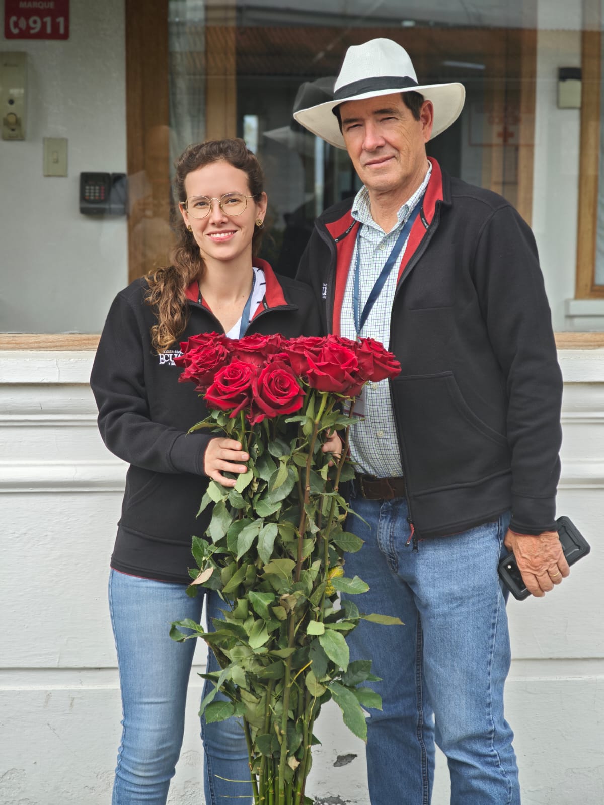 Compartimos con nuestra comunidad el mensaje de Fernando Sáenz, Director General de Ecuador y sus flores.
Lee nuestra revista aquí: https://theflowersofecuador.aflip.in/revista92.html#page/10
🌷🌷🌷🌷🌷🌷🌷🌷