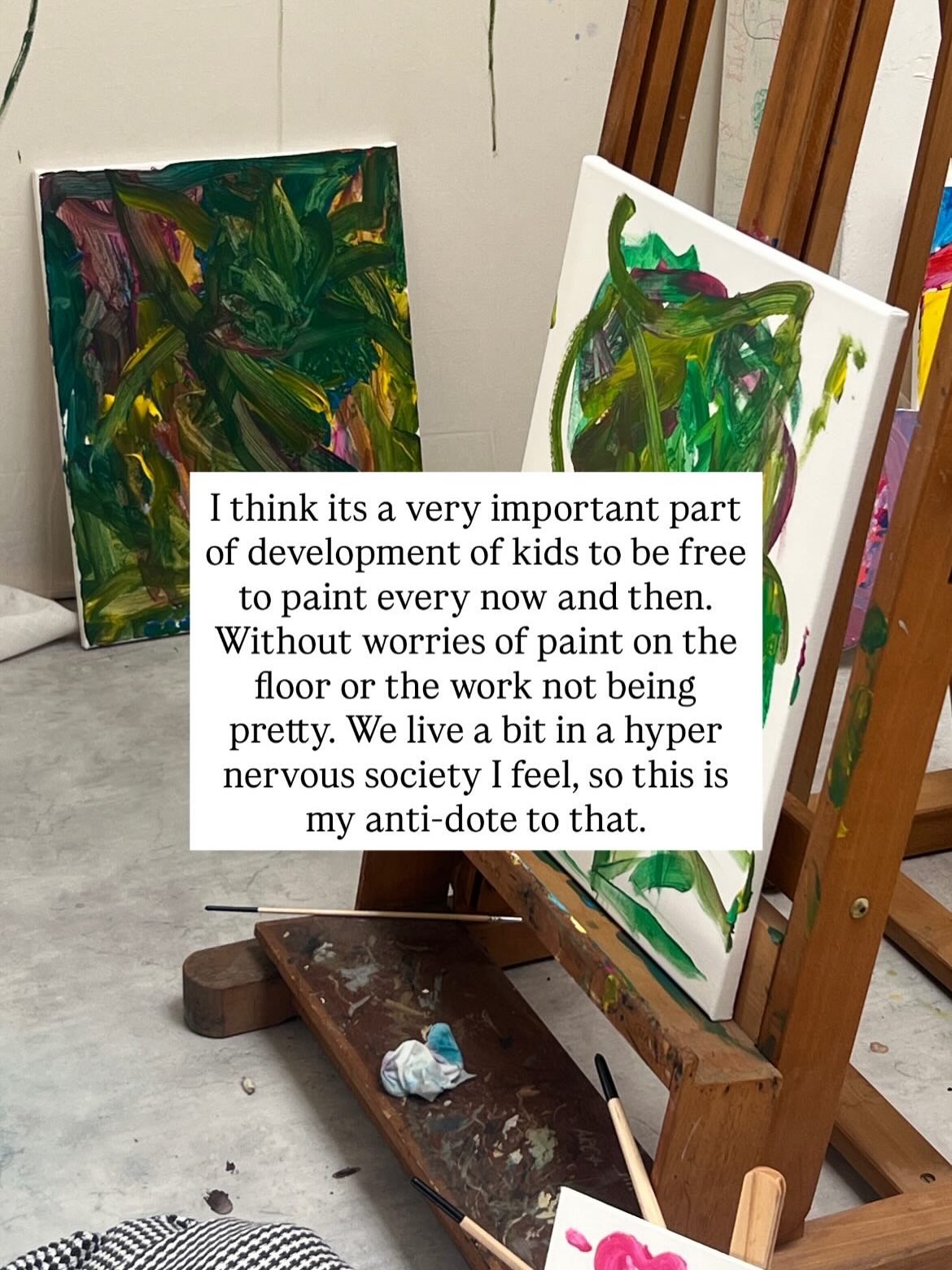 So this is why I’ve created a donation page, where you can donate a couple euros to help organise an affordable Kuiken Atelier this summer! Materials are expensive, but together we can give a group of kids a safe and inspiring place to create! You can find all the info in my bio.
If 1/5th if my followers would donate a euro, I can host 5 Kuiken Ateliers this summer. Feel very free to share!
#kuikenatelier #creatiefmetkids