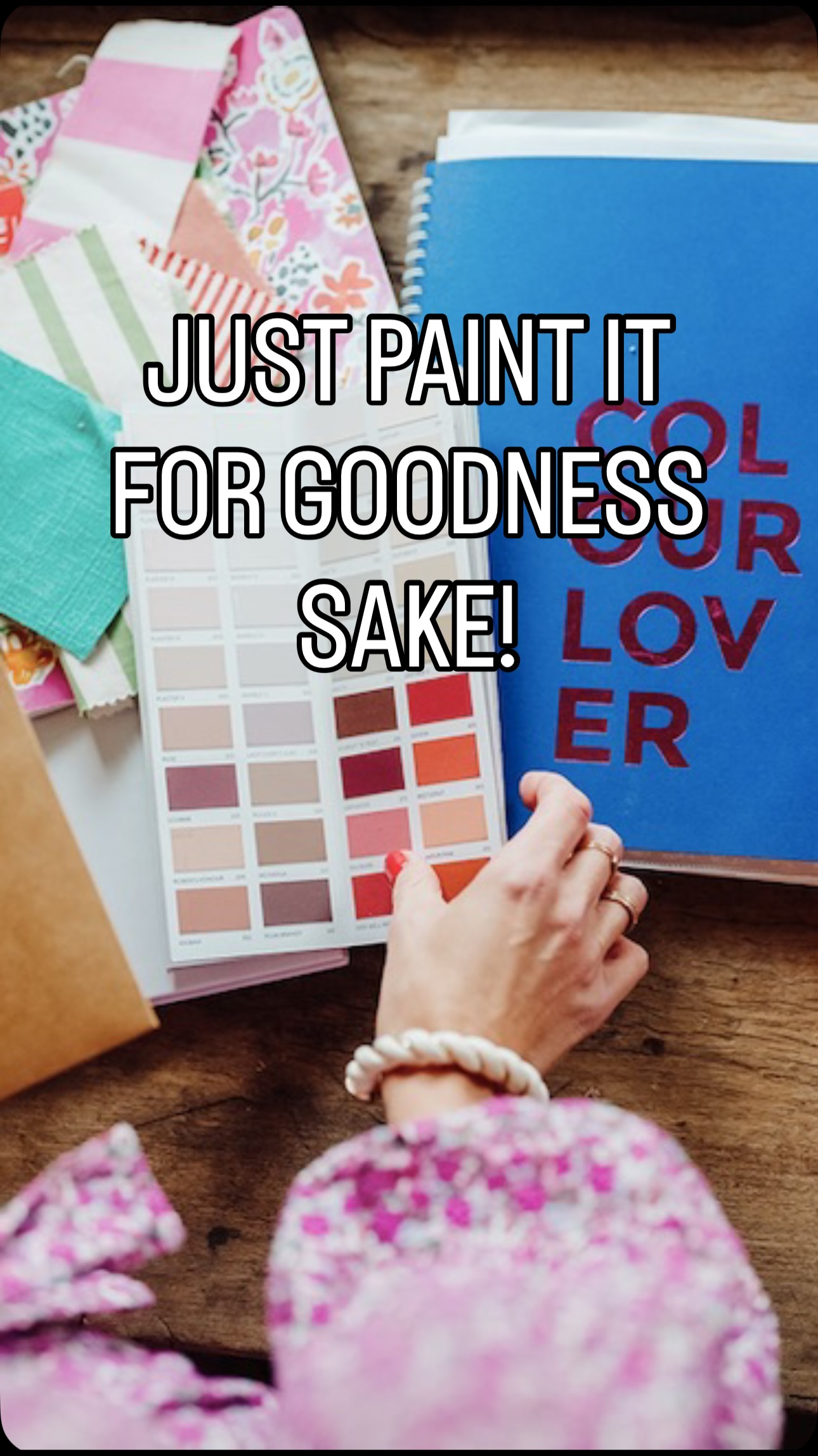 It’s not rocket science!! 🚀
Stop fretting over the paint charts, defaulting to grey and living in an underwhelming home!!
Pick up a paint chart and have a go.
And if you’re still stuck with all the choice, sign up to one of my workshops or my online mini course and I’ll make it a whole lot easier for you 😉
All the links are in my bio or comment PAINT and I’ll send them straight to you.
#paint #colourfulhomevibe #surreyinteriordesigner #interiordesignadvice