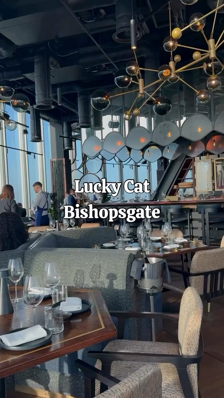 Dining at @luckycatbygordonramsay Bishopsgate is next level! The views, the food, it’s one of our new favourite places to dine in the capital 🔥
#luckycatbishopsgate #luckycat #londonfoodie #gordanramsey #londonfoodblogger
