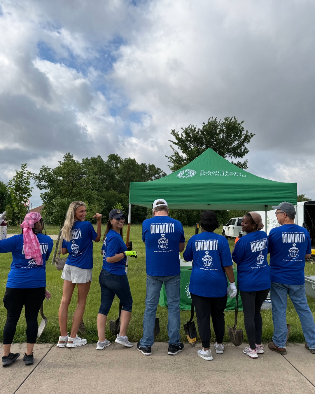 We’re a little late celebrating Earth Day this year thanks to some unpredictable Texas weather, but we still made it count!
We spent the day outdoors volunteering at a tree planting event hosted by the Texas Trees Foundation. Despite a bit of mud and shifting schedules, the energy was great, and it served as a wonderful reminder of what can happen when people come together for a shared purpose.
Thank you to everyone who volunteered their time and helped bring the day to life. We’re proud to have celebrated Earth Day in a way that truly puts community and sustainability at the center.
#EarthDay #TreePlanting #VolunteerDay #Anesthesia