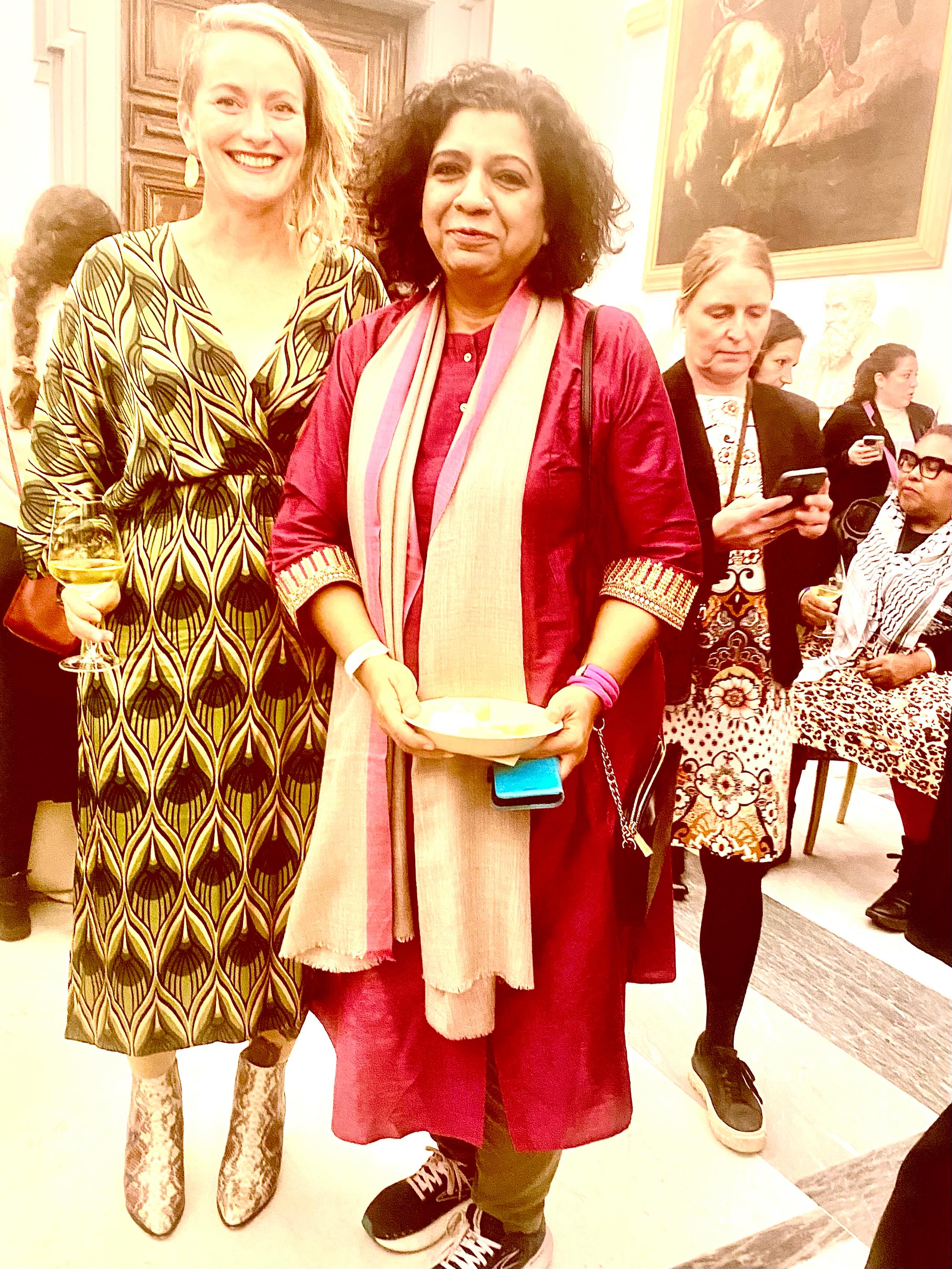 Parabare Forum 2026 Barcelona. Theme “Roots and Roads” perfectly suited to start my quest to haunt the food roads of my Scottish ancestral roots, but also my 1st journey seeking spiritual paths was to Kolkata, West Bengal, India 40+ years ago. My roots & roads taken
@parabereforum Rome ’24: I met chef Asma Khan, who talked of her home kitchen in India to her restaurant in the heart of London. Her part in my food journeys? I am always grateful to meet activists, extraordinary, inspiring food women, and to taste their food and discover their story. She, growing up as the second daughter in an Indian household, Asma’s story is one of resilience. Marrying an academic, they moved to Cambridge, UK, where she discovered her passion for her home food, inspired by her mother’s catering business. She recognised that Indian restaurants are manned by Indian professionally trained male chefs, yet Indian home kitchens are filled with women. Despite societal norms, her family instilled a belief in herself, challenging cultural biases. She eventually set up the highly successful & acclaimed “Darjeeling Express”,Soho, London. Outspoken, 1st Brit chef featured TV series 'Chef's Table' + named in 100 most influential people in the world by Time magazine.
@tastingaustralia Australia, Adelaide, last year held a “The Darjeeling Express evening featuring Asma Khan alongside Adam D’Sylva, Emma McCaskill, & Karena Armstrong. (Shoutout to energetic and warm Karena, we also met in Rome hence photo TA Festival Director, 4-year tenure curating what must be one of Australia’s most exciting food festivals)
Asma’s talk in Rome ‘24 left me determined to spend my only night in London at her restaurant, I returned to London just weeks ago for yet another delicious dinner. The staff welcome, men may maître-d & serve but all-female team of immigrant home cooks are still serving up the flavours of their ethnic home dining. Served, In soft hues of wood, earth and clay, evoking a memory of a hill station I had once stayed, with generations-old, comforting family recipes, crafted from the heart, reflecting the rich tapestry of Indian culture.