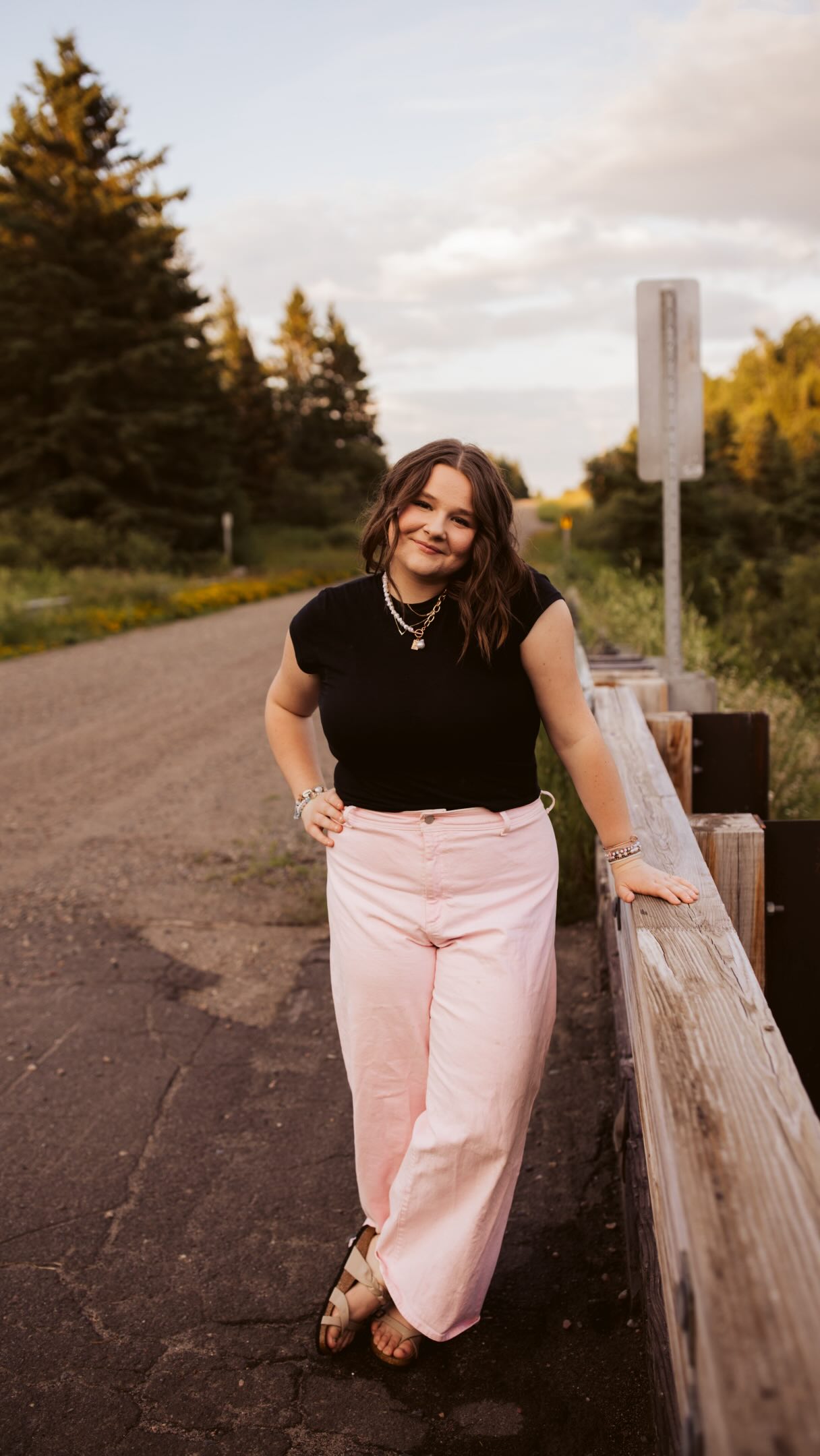 POV: you book your senior photos with me… and suddenly you’re getting THIS back 🤭✨🎓
Not only do you get a senior session full of fun memories + dreamy photos… my SLP seniors also get a FREE ticket to our Senior Sunset Party hosted by me + Lydia with @unhitchedevents ☀️🥤✨
Class of 2026 — see you in TWO DAYS at our senior sunset partyyyyyyyy 🤭🌅
Class of 2027 — my fall calendar is already starting to fill 👀
If you’ve been thinking about booking your senior photos, this is your sign 🤍✨
Booking link in bio!