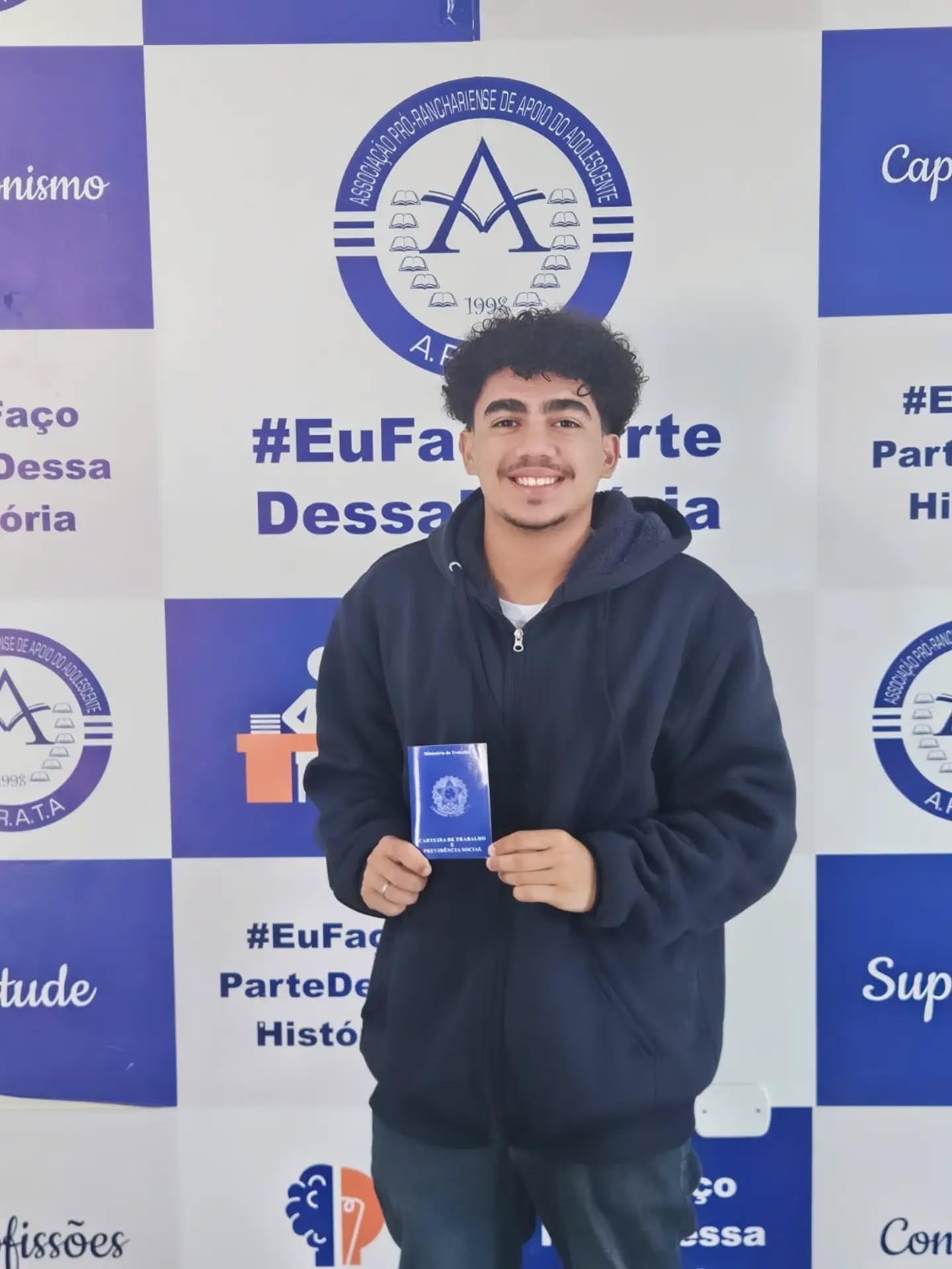 🌟 MAIS UMA HISTÓRIA DE SUCESSO COMEÇANDO! 🌟
Parabéns ao João Pedro, o mais novo contratado pelo programa Jovem Aprendiz através da nossa grande parceira Better Beef 👏🔥
Cada oportunidade criada é um passo importante para transformar sonhos em realidade e preparar novos profissionais para o futuro! 🚀💼
João Pedro, desejamos muito aprendizado, crescimento e conquistas nessa nova etapa da sua vida profissional! 🙌✨
O futuro pertence a quem começa hoje! 💪
#JovemAprendiz #Contratado #NovoEmprego #PrimeiraOportunidade #BetterBeef TalentosDoFuturo MercadoDeTrabalho CrescimentoProfissional Sucesso TransformandoVidas EquipeDeSucesso NovosCaminhos FuturoPromissor