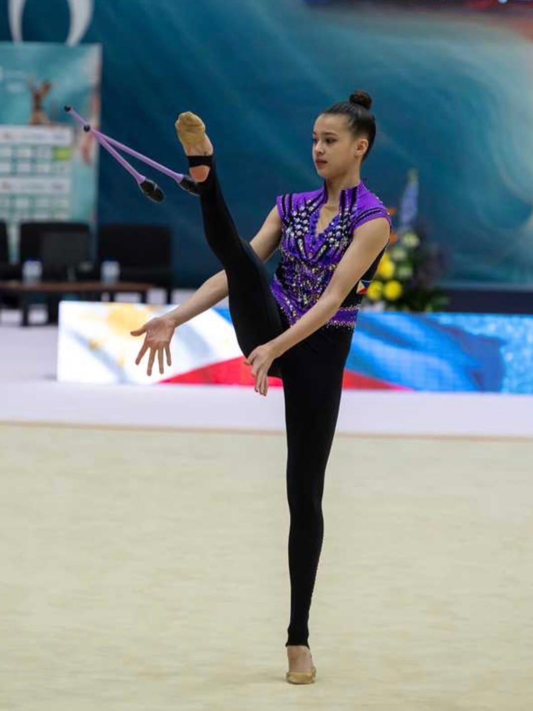 🇵🇭✨ Anja Schiwek proudly represented the Philippines at the prestigious Portimão International Tournament in Portugal.
Another important international stage, competing among some of the world’s strongest rhythmic gymnastics nations and continuing to gain valuable experience at the elite level. 🌍🤍
We are very proud of Anja’s dedication, resilience, and continuous growth throughout this season. Thank you to everyone supporting her journey and believing in this beautiful process.
Next stop: SENIOR Asian Championship! 👏👏🎉🎉🎉
Onward and upward. 💫
#RhythmicGymnastics #PortimaoInternational #Philippines #TeamPhilippines #RG