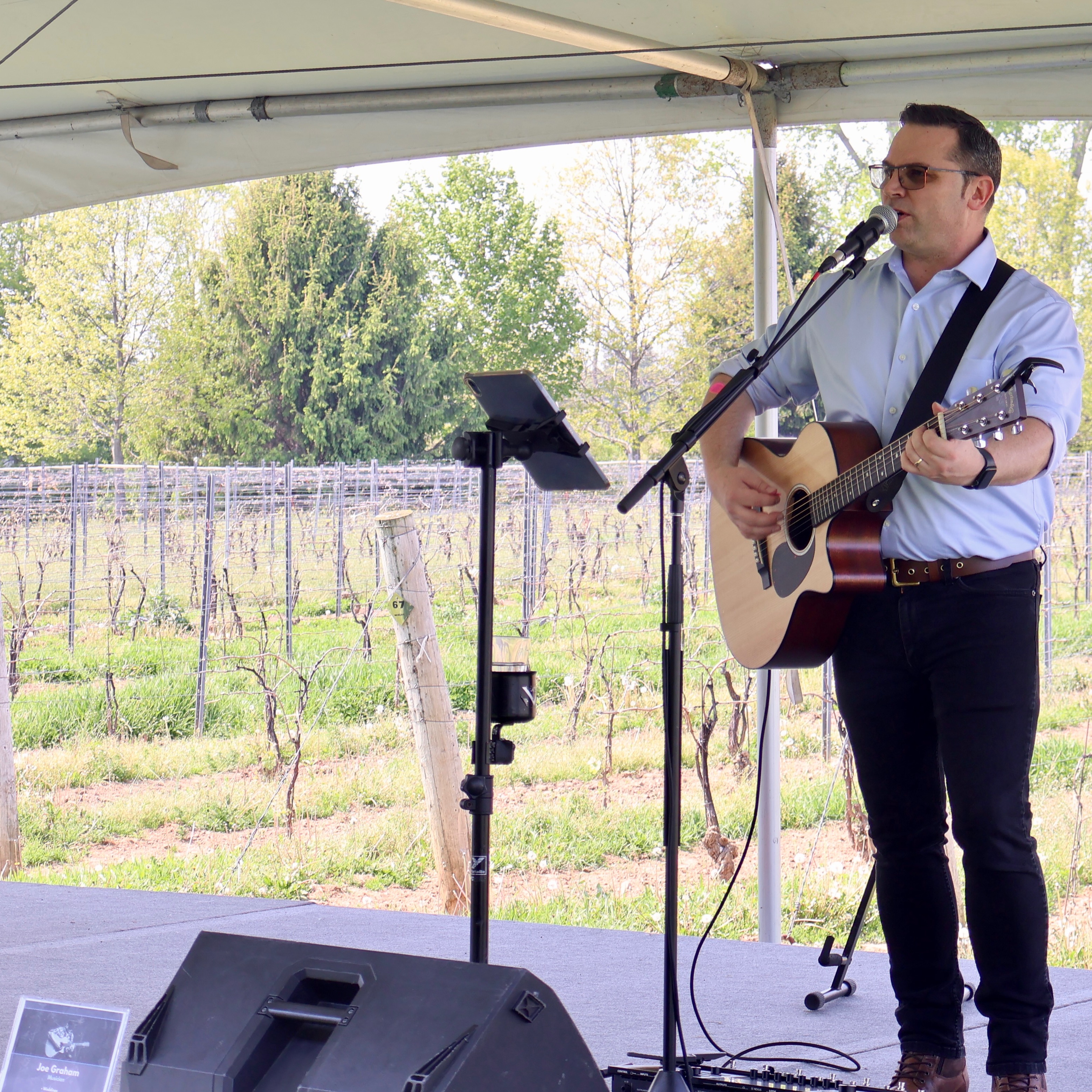 From @crew_winery Sunday May 17th. Very nice day, the Rau's surprised us with bringing their wine tour bus packed with lots of our friends.