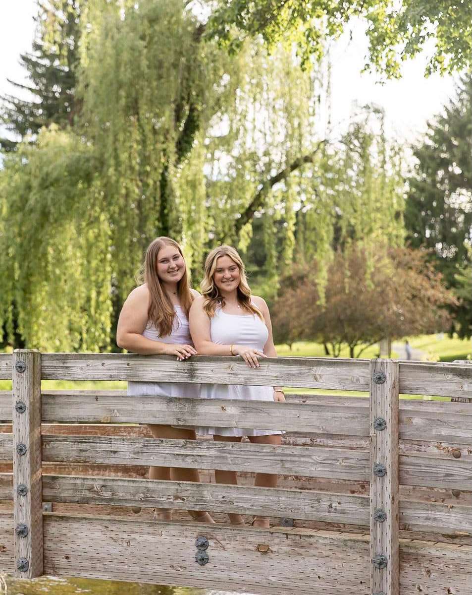 Here’s a little sneak of what’s been going on the last few days and I’m sooo excited to share these galleries with my seniors and their families ❤️❤️❤️
This year is a special year so I’m breaking my rules and posting a few sneaks
Only one more month to go 🥹
Congrats class of 2026
@kaitlynturdo
@isabellaabiancaa
#congratsgrads2026 #senioryear #seniorsessions #njphotographer #cortneytorresphotography @canonusa