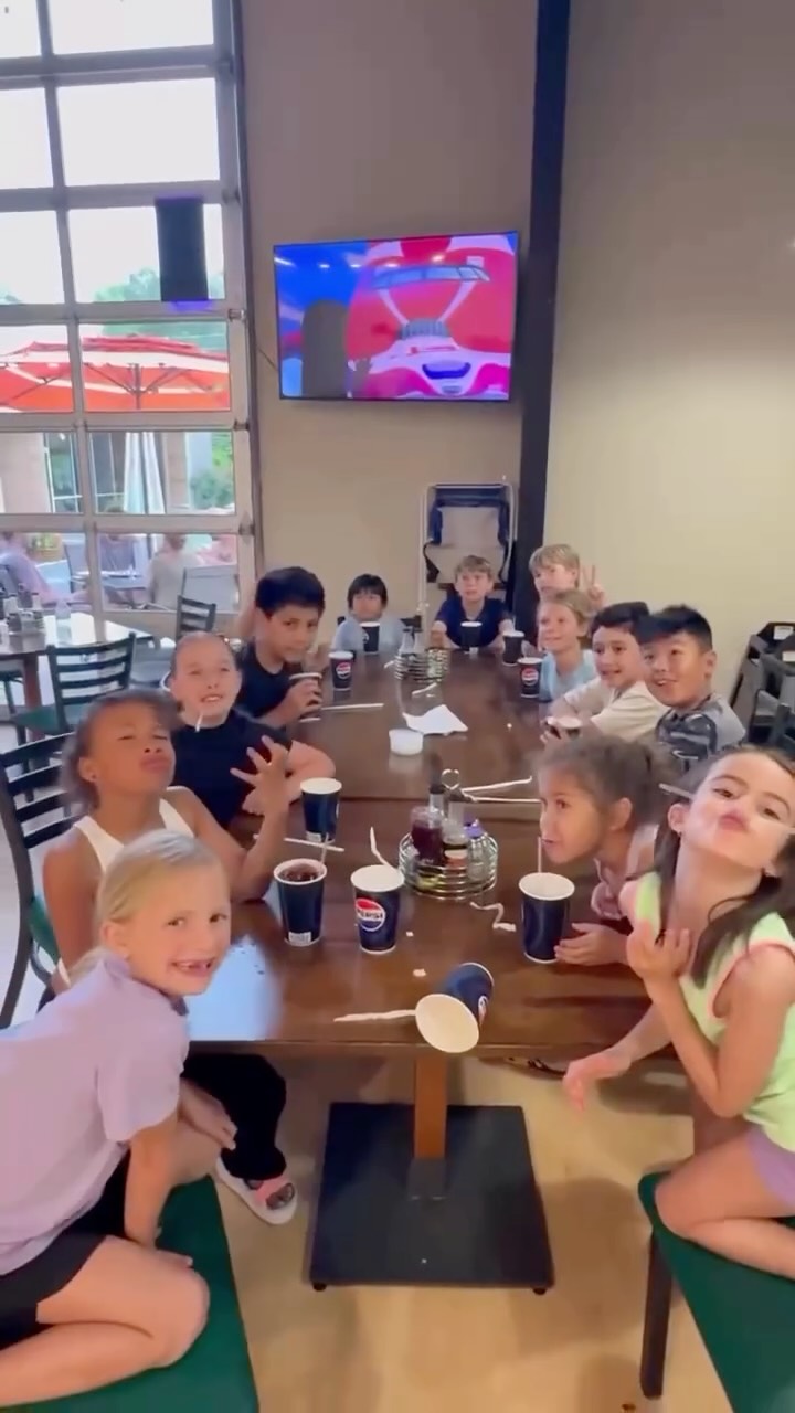 Our very first Parents’ Night was a success!
Great turnout. The kids had an absolute blast while building friendships on and off the mats.
Stay tuned for the next one… you won’t want to miss it 👀
#pittsboronc #mortalisjiujitsu #bjjkids #kidsnightout #parentsnightout