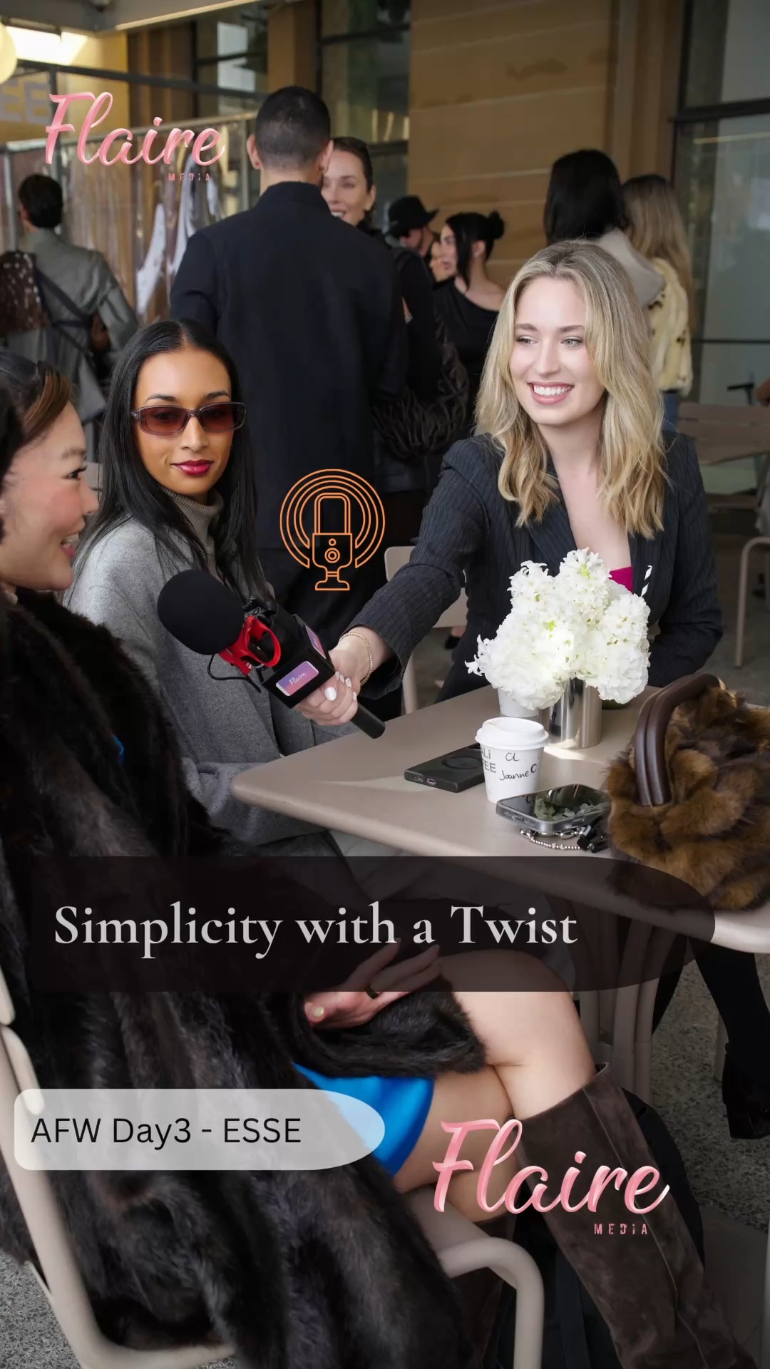 ✨ Flaire presenter @natashasotiros chats with Tanisha and Jo on AFW Day 3 following the ESSE show, as they share their thoughts on the collection’s refined simplicity and subtle twists. Minimal yet elevated, the runway captured the beauty of understated fashion with modern sophistication 👠🖤
@flairezine @natashasotiros @esse.studios @afcaustralianfashionweek @ausfashioncouncil @mca_australia @flaire_media 📸 @vivek.dasgupta
#flaire #ausfashionweek #sydney #australia #minimalfashion