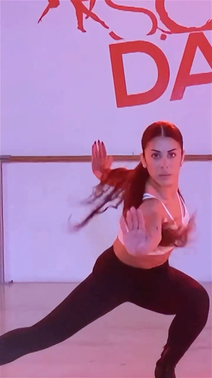 ✨ INTENSIUS D’ESTIU – TARDA ✨
Aquest estiu seguim ballant 💥
Ja podeu inscriure-us als intensius de tarda pensats per a quines volen continuar entrenant i evolucionant amb professionals en actiu:
🔸 Broadway (29 juny – 3 juliol)
🔸 Dansa Urbana (6 – 10 juliol)
🔸 Contemporani (13 – 16 juliol)
🕐 Horaris de tarda
🎥 Amb gravacions en vídeo
👉 Info i inscripcions:
https://www.somhidansa.cat/estiu
⚠️ Places limitades!
SOM-HI!!
#barcelona #estiu #dance