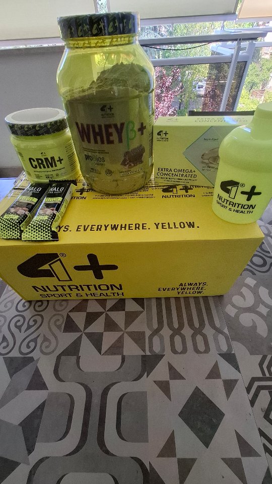 In questo periodo, tra cambio di stagione, caldo che sta arrivando e allenamenti, sentivo il bisogno di darmi un supporto in più.
Per questo ho deciso di acquistare questi integratori di @4plusnutrition
Al di là del fatto che 4+ Nutrition è anche un riferimento importante nel mondo sportivo, io scelgo di affidarmi a loro perché li considero una realtà seria, affidabile e con una qualità molto alta. Meritano questo tipo di post😊
Quando decido di inserire un supporto di questo tipo, per me la fiducia nel marchio conta tantissimo.
E sapere di poter contare su prodotti di qualità, soprattutto in fasi come questa in cui il corpo è più sotto stress, fa davvero la differenza.
Ovviamente gli integratori non sostituiscono mai alimentazione, allenamento, recupero e sonno.
Però, se inseriti con criterio, possono essere un aiuto concreto.
Io, quando scelgo, voglio farlo bene.
E per questo su 4+ Nutrition vado tranquillo.
@di_gi4plus