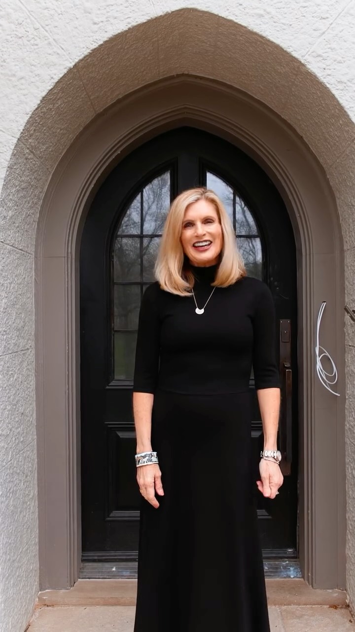 Not every home should be remodeled—and not every home should be rebuilt.
Heather connects with Bryce Gahagan to discuss strategy, investment, and how to determine the right path for your property. Because the right decision makes all the difference.
Stay tuned for Part 2, where Heather takes a closer look at the beautifully executed remodel featured here.