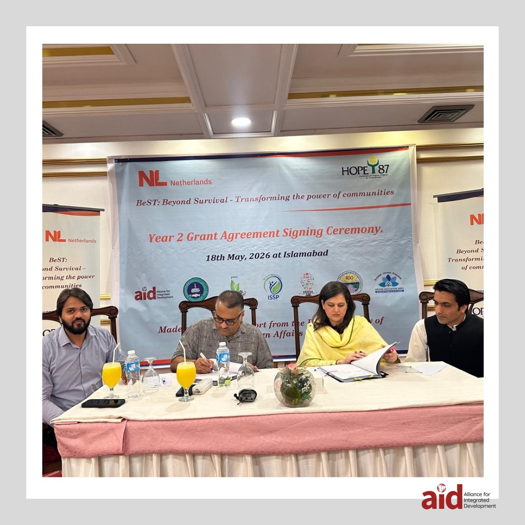 Signing forward for Year 2 of the BeST (Beyond Survival: Transforming the Power of Communities) Project — marking another step forward in strengthening partnerships for communities and collective impact.
#aidforchange #aidpakistan #aidrelief