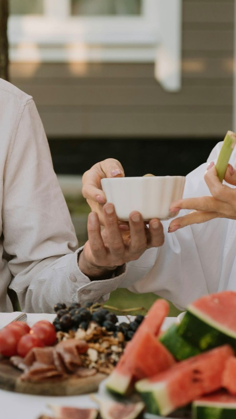 Blog: Vivir Más y Mejor: Los 4 Pilares Clave de la Nutrición para la Longevidad✨
Si quieres leer el articulo completo puedes hacerlo desde mi web www.cristinaarribas.com/blog
