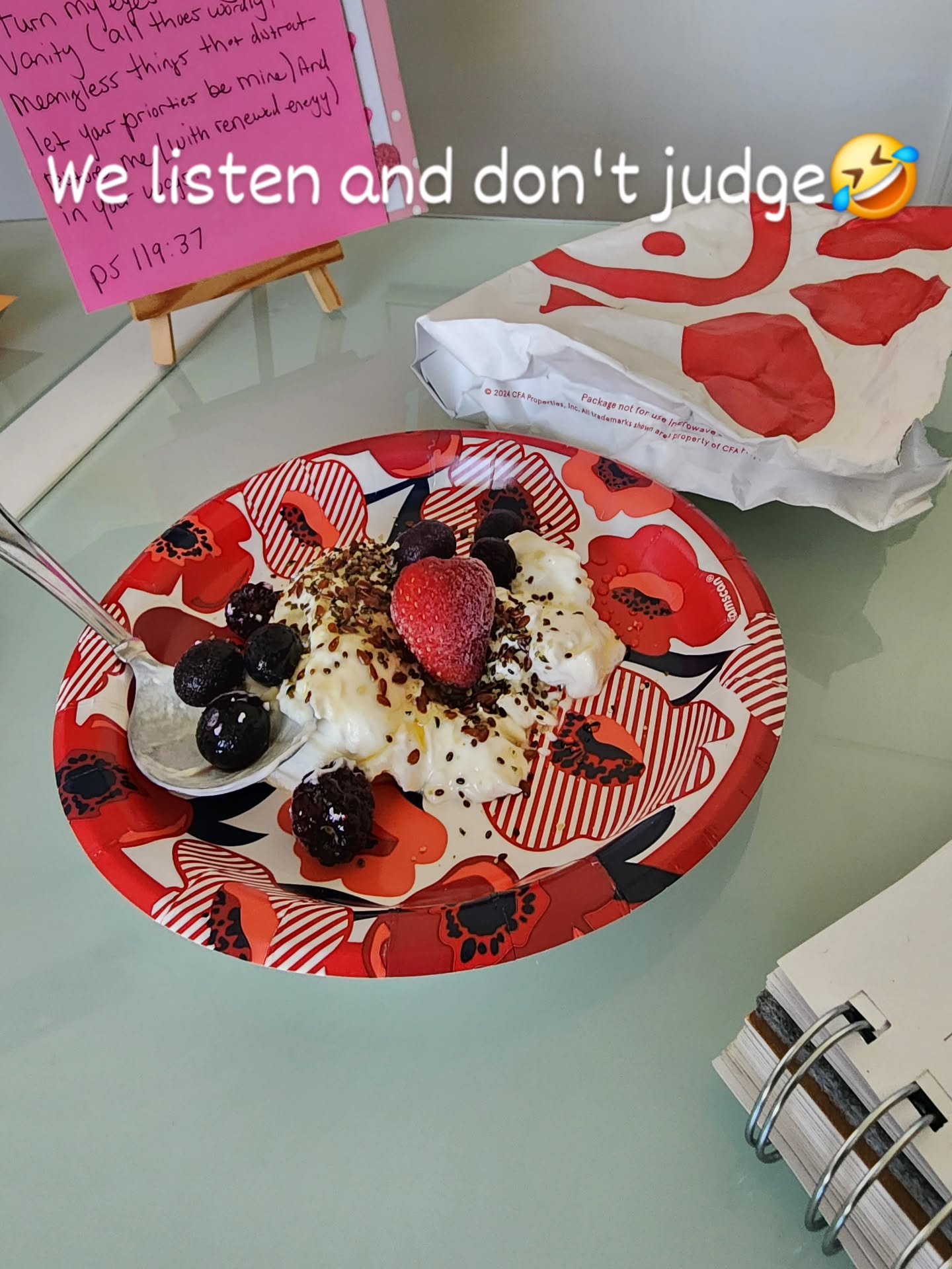 Good morning!
My breakfast started off real healthy: Greek yogurt, berries, flax seeds, and local honey…
Then I remembered I had half a Chick fil A sandwich left 😂 Fun Fact I ❤️ @chickfila
We listen and we don’t judge.
Real wellness is balance over here ❤️
What y’all eating for breakfast?
#wellnessjourney #womenwellness #healthylifestyle #realwellness #wellnesswenesday