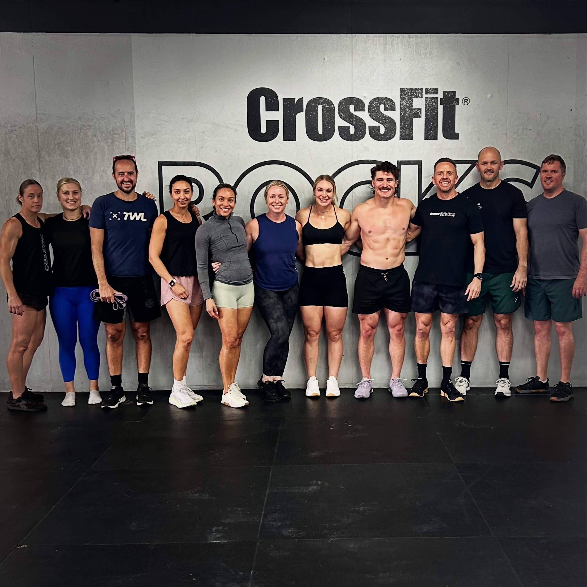 Our Midday crew had a surprise drop in today 🔥
Awesome having 2 x CrossFit Games Champ Justin Medeiros & Crossfit Games Athlete + 2023 Torian Pro Champ Ellie Turner drop into the gym before the Torian Pro, for their final preparations.
We look forward to cheering you guys on over the weekend and the RocksFam wishes you all the best ⚡️
#torianpro #crossfit #crossfitgames #crossfitrocks #crossfitcommunity